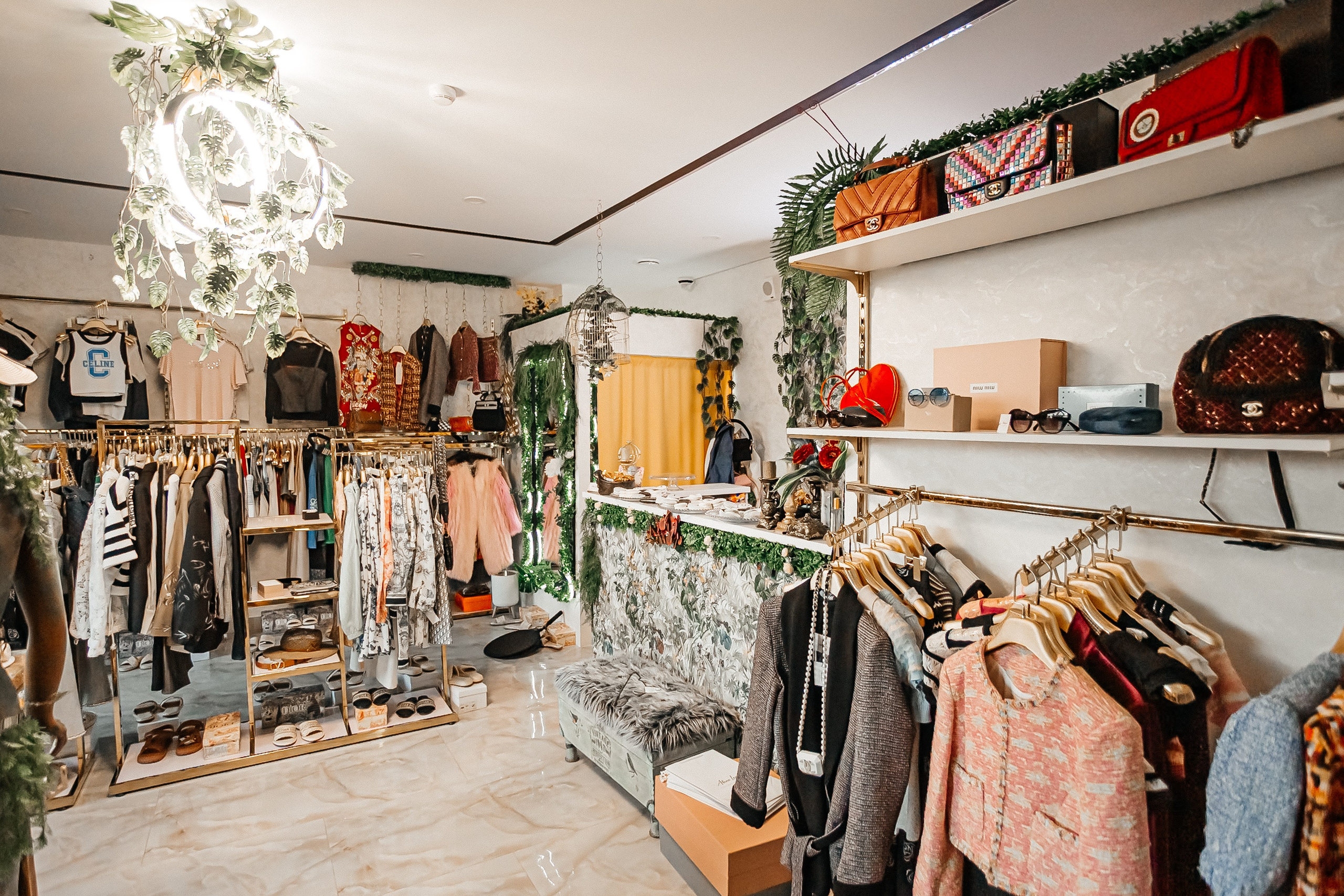 Открытие бутика Vintage Lux Store by Alena Loran_21.07.2024. Аминов Руслан | Фотограф