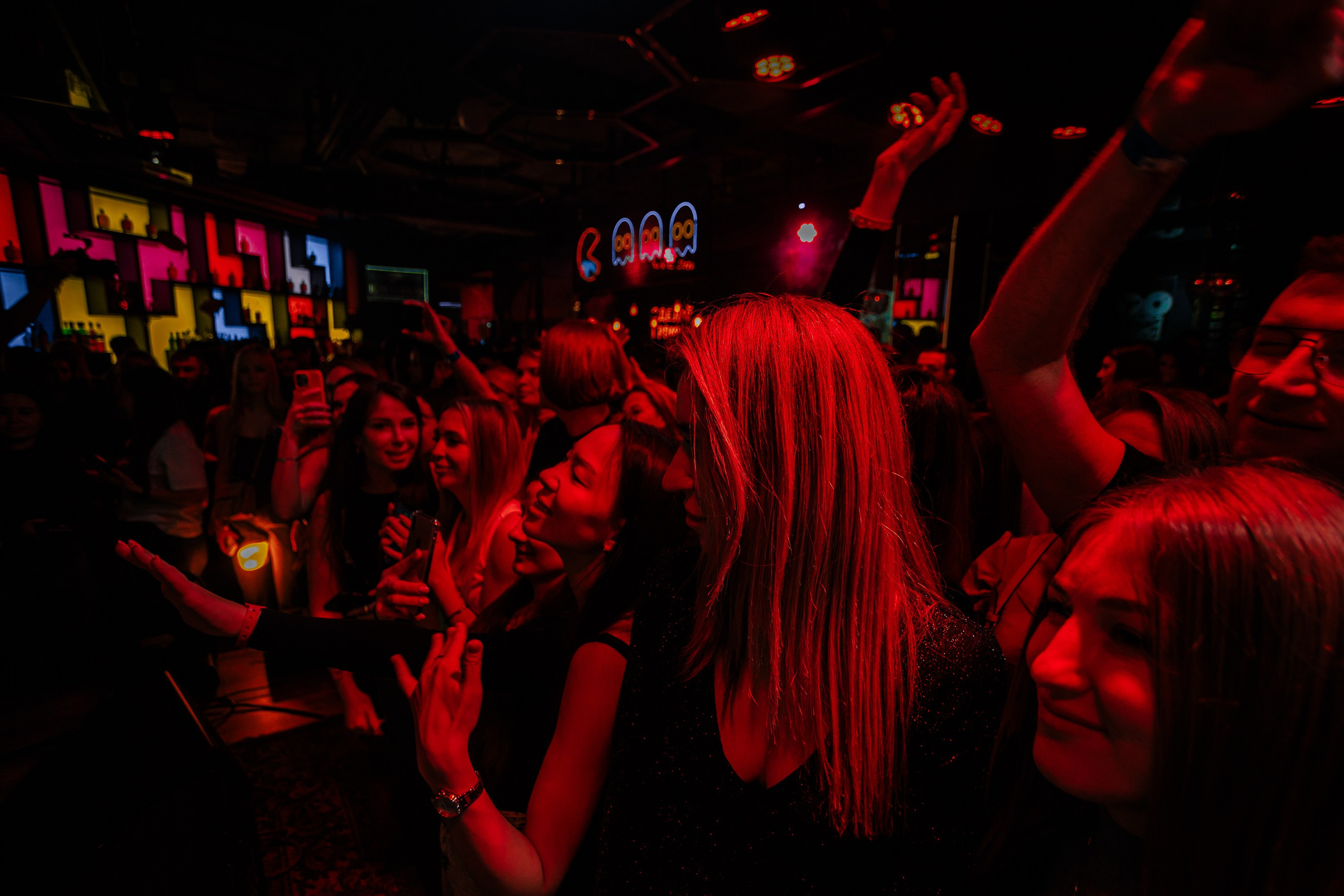 Выступление группы «Корни"_Santa Barbara_Симферополь_15.02.2025. Аминов Руслан | Фотограф