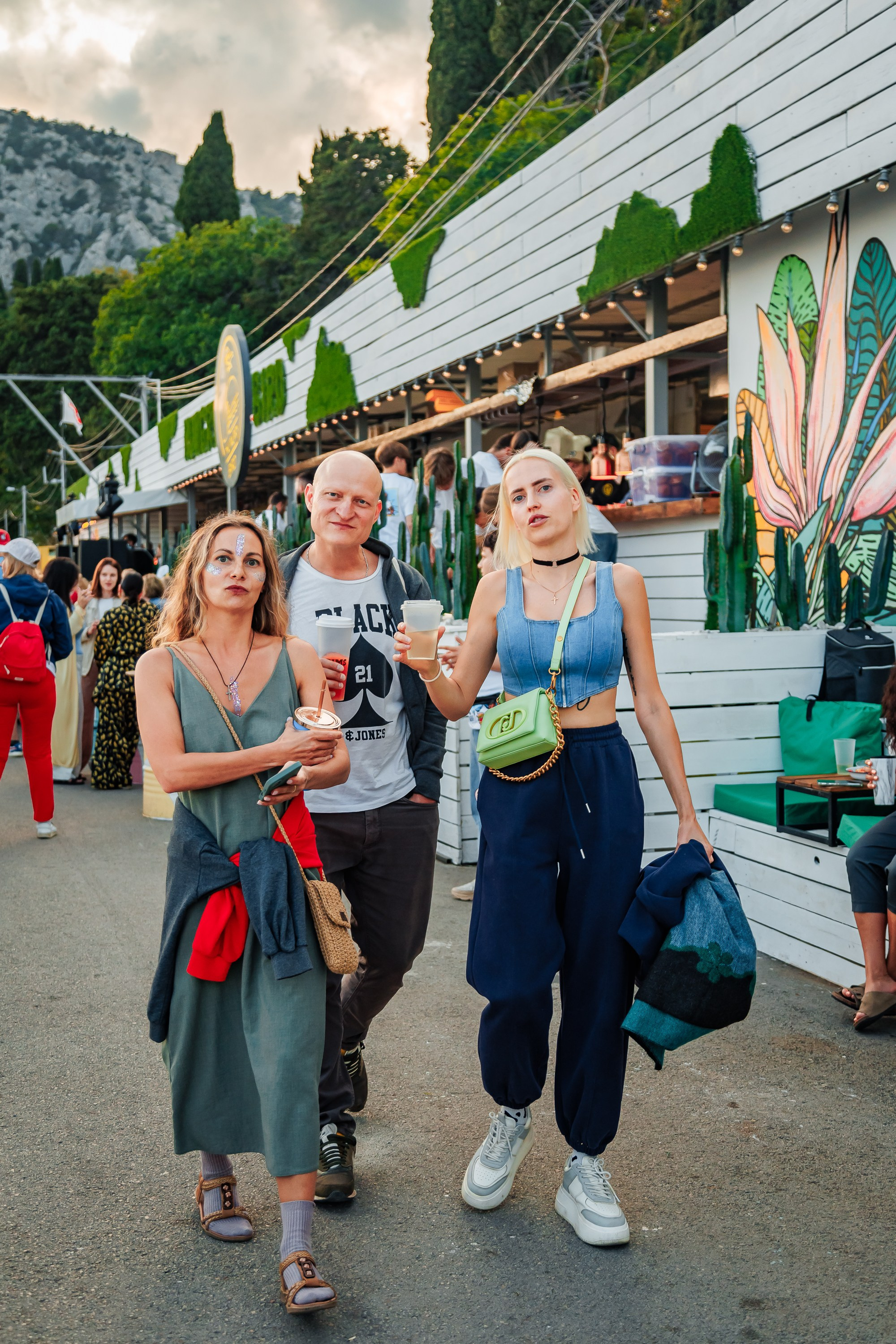 Открытие сезона в HUNGRY BIRD_Симеиз_Крым_14.06.2025. Аминов Руслан | Фотограф