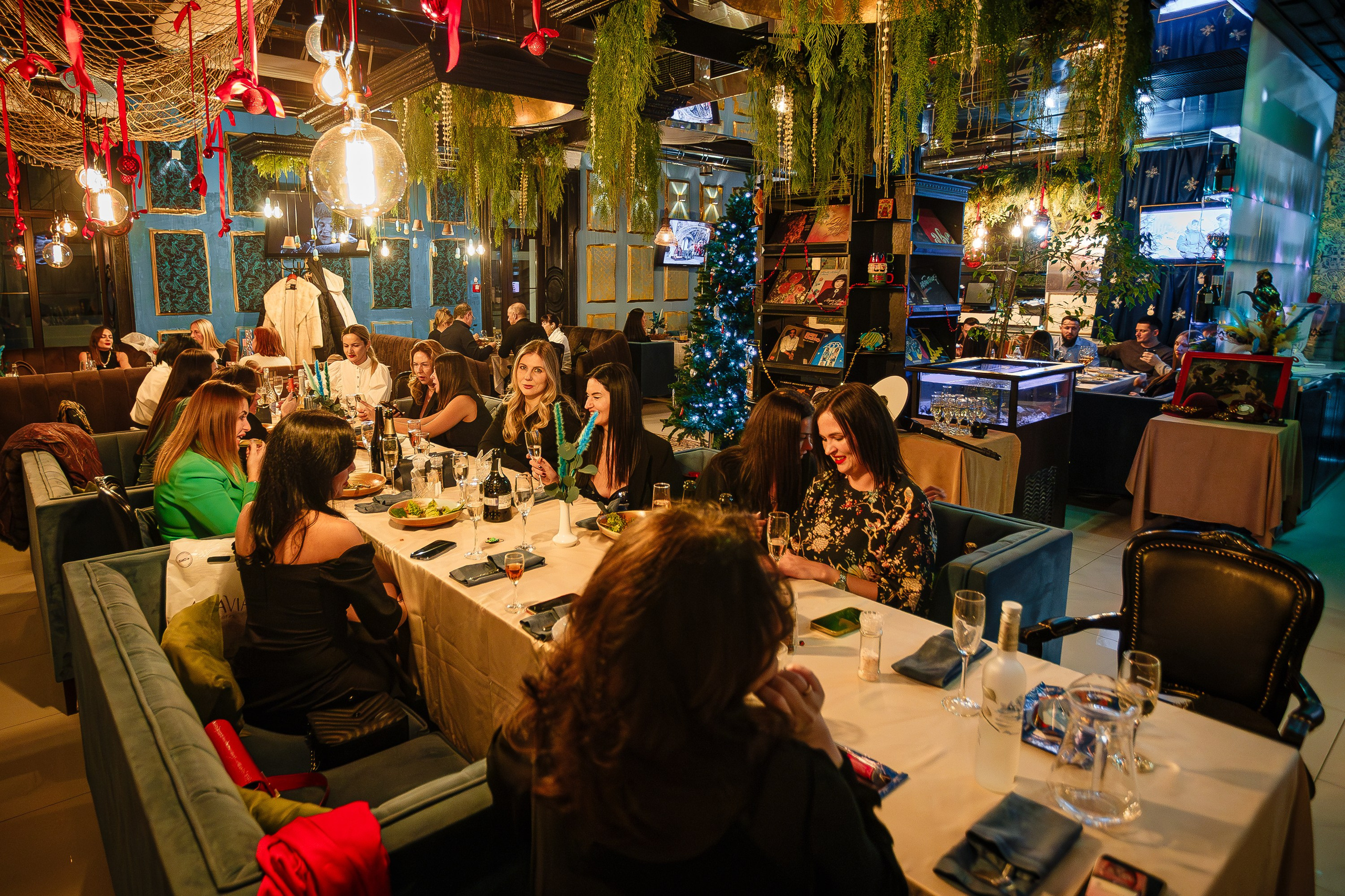 Корпоративный вечер_Рыбное место_Симферополь_28.12.2024. Аминов Руслан | Фотограф