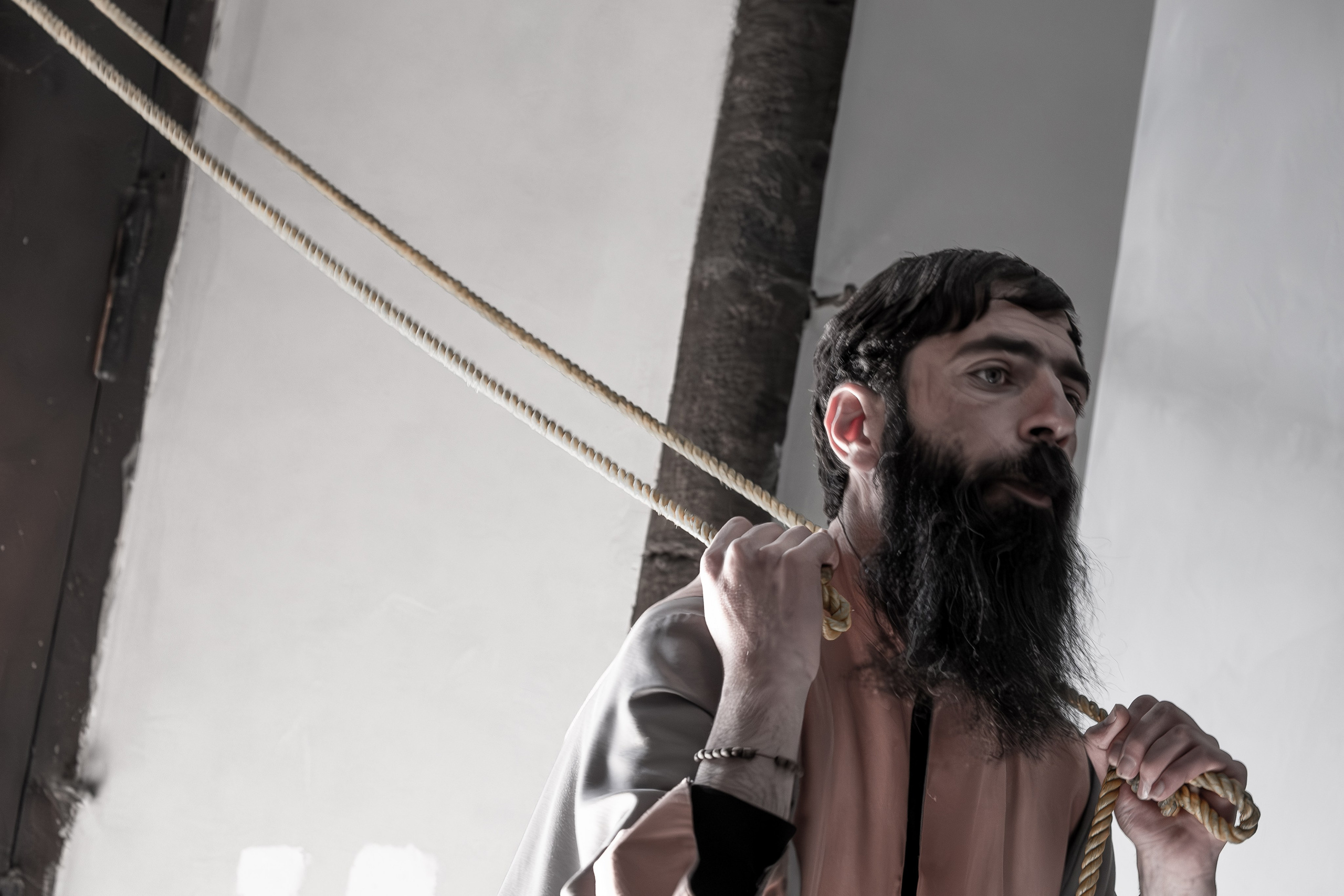 ПОРТРЕТЫ. ПОБУДЬ ЗДЕСЬ И ЦЕЛЕЕ БУДЕТ ЭТОТ МИР