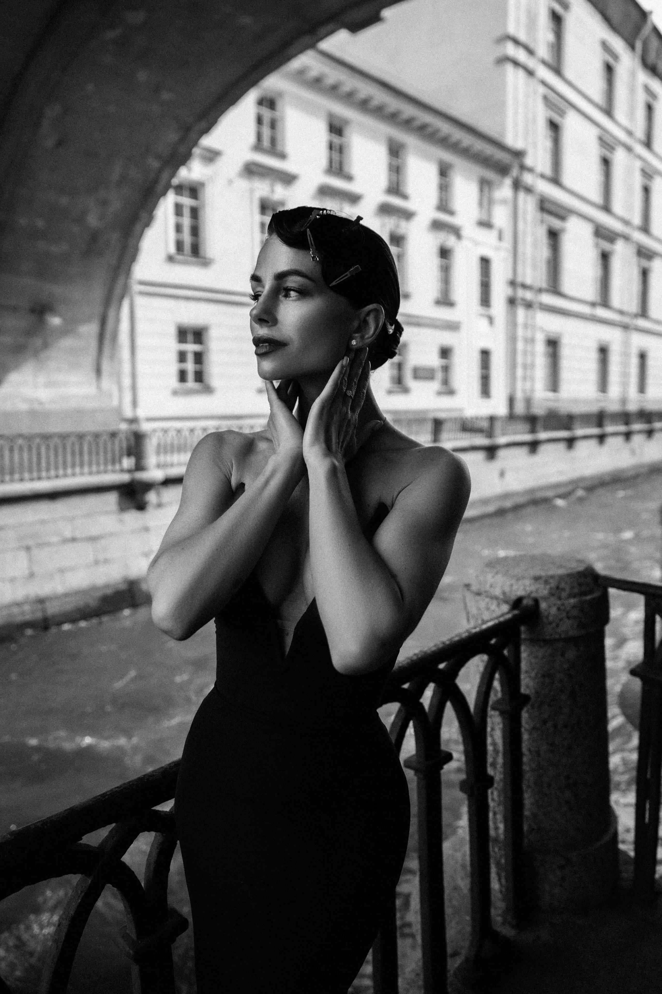 Alexandra | Winter Canal. NatalieDmi — фотосессия беременности, семейный фотограф, портрет