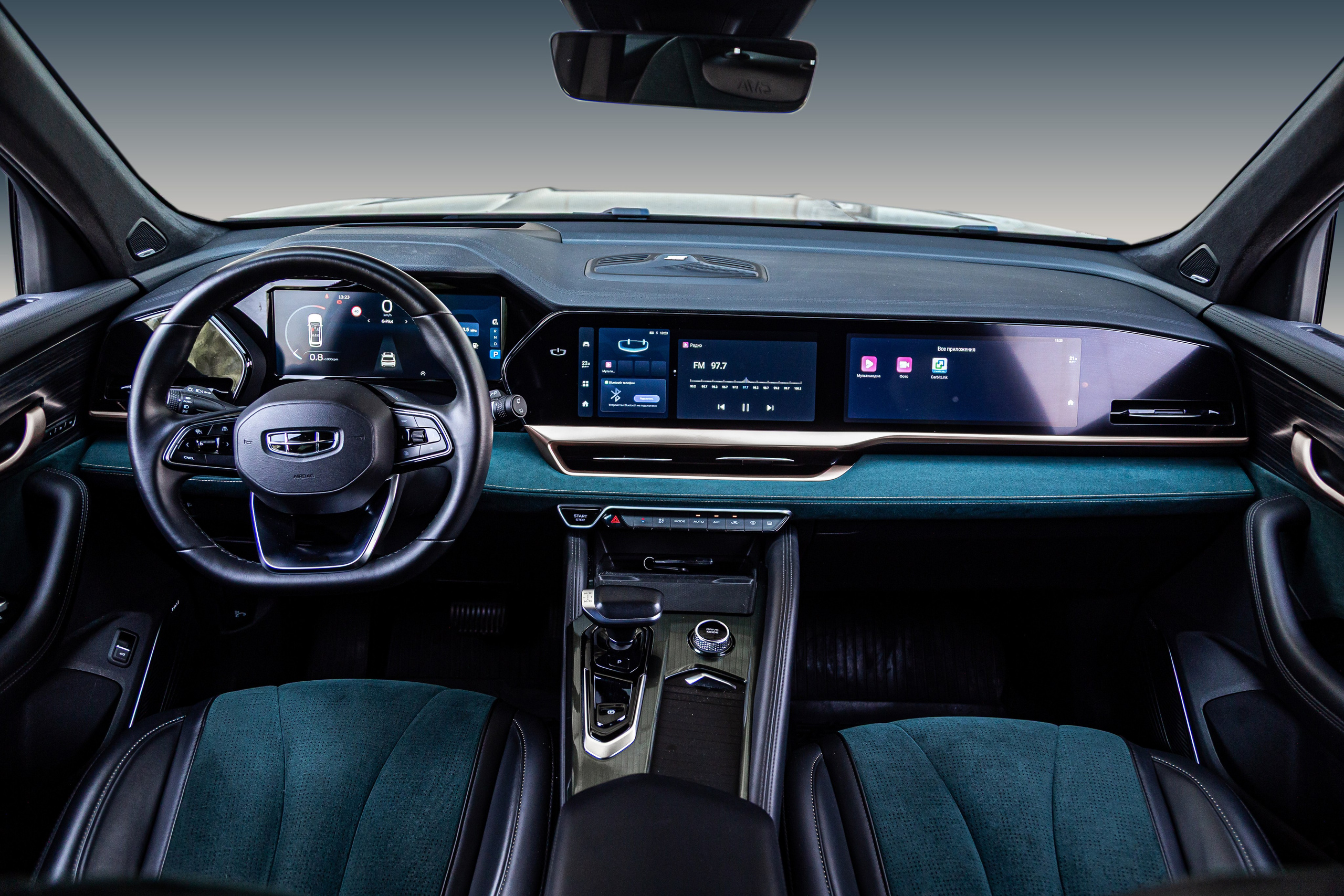 GEELY MONJARO. Рекламный и портретный фотограф в Алматы — Серекпаев Танирхан