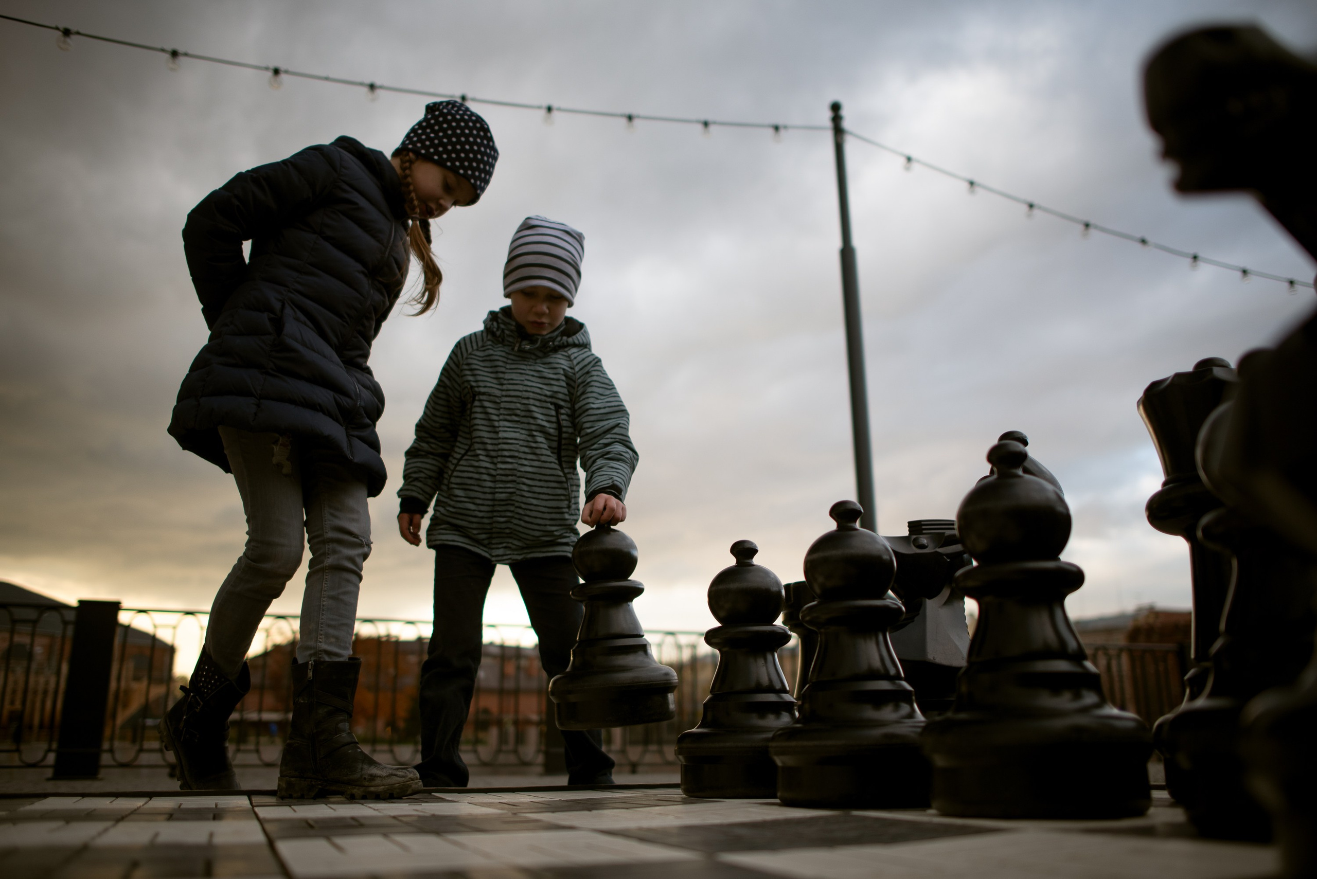 Walk in New Holland. Documentary family photography in Barcelona and beyond