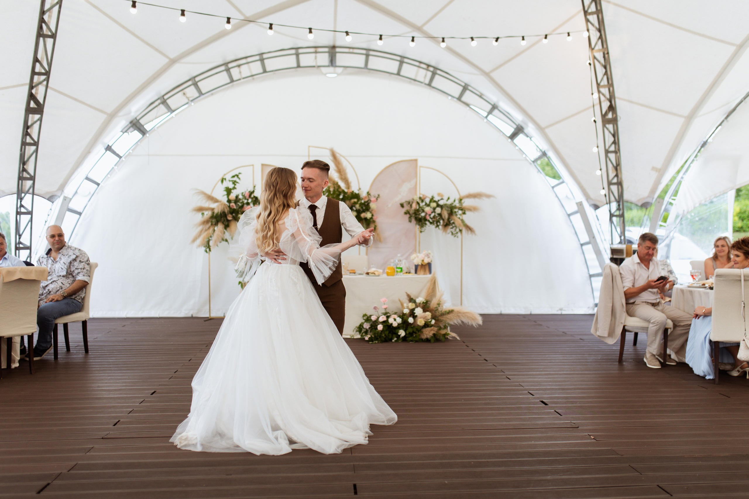 Загородная свадебная вечеринка Ирины и Никиты. Свадебный фотограф Елена Рубцова