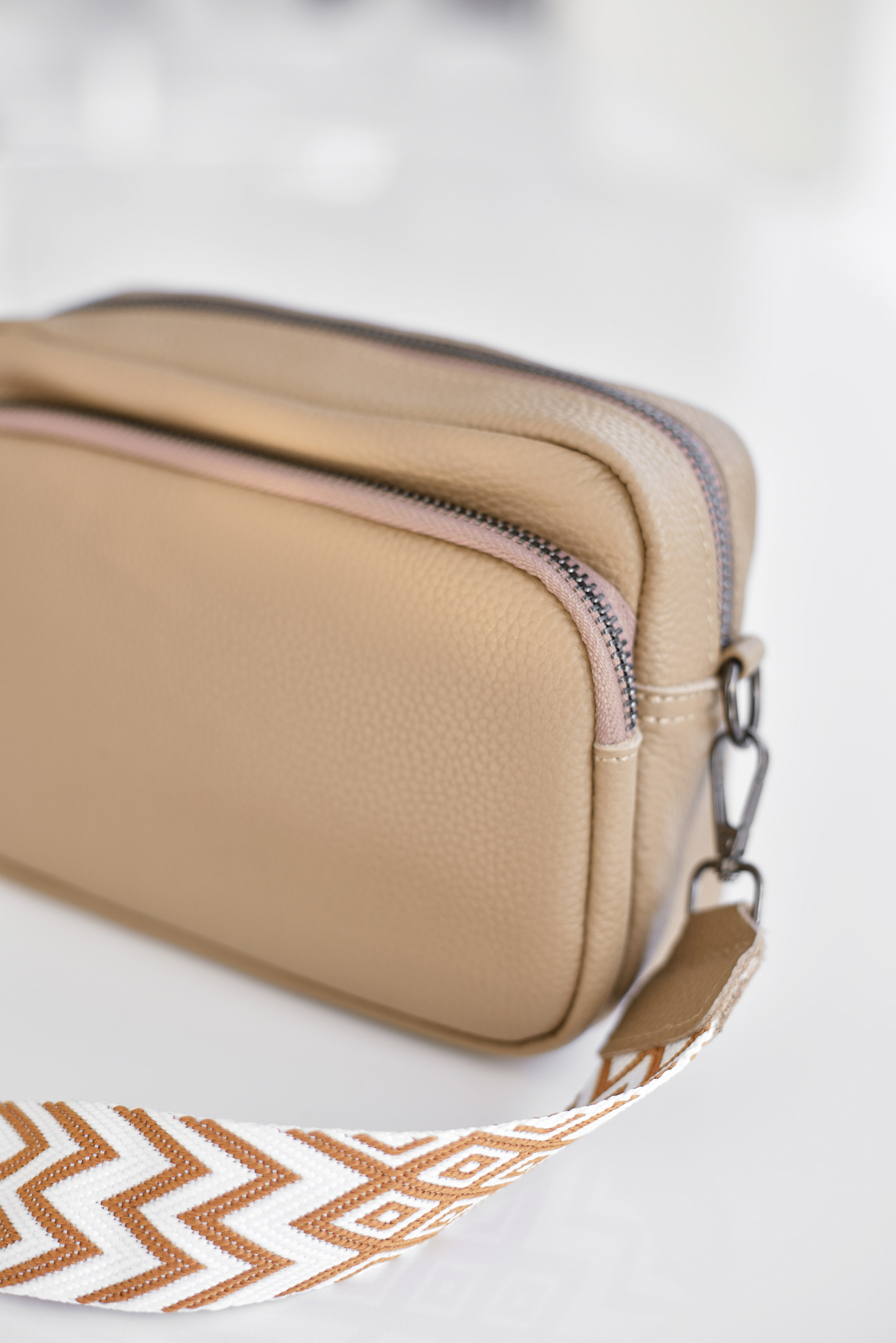 Кейс «Сумки для Melena shop». Фотограф Таина Комбарова