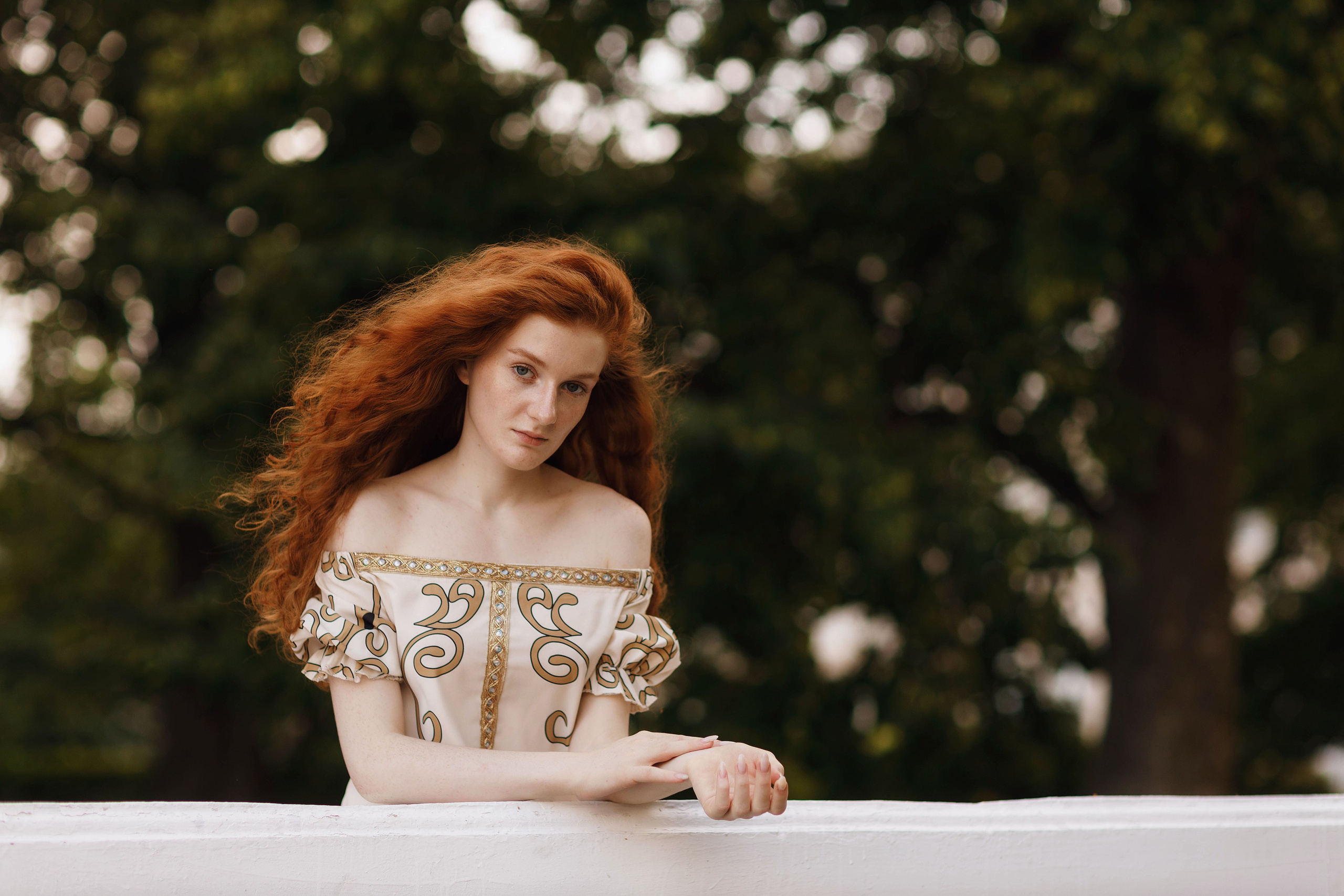 Фотосессия на заливе с Татой в платье от Ирины Павловой. Портретный и репортажный фотограф в Чебоксарах Андриян Чаркин