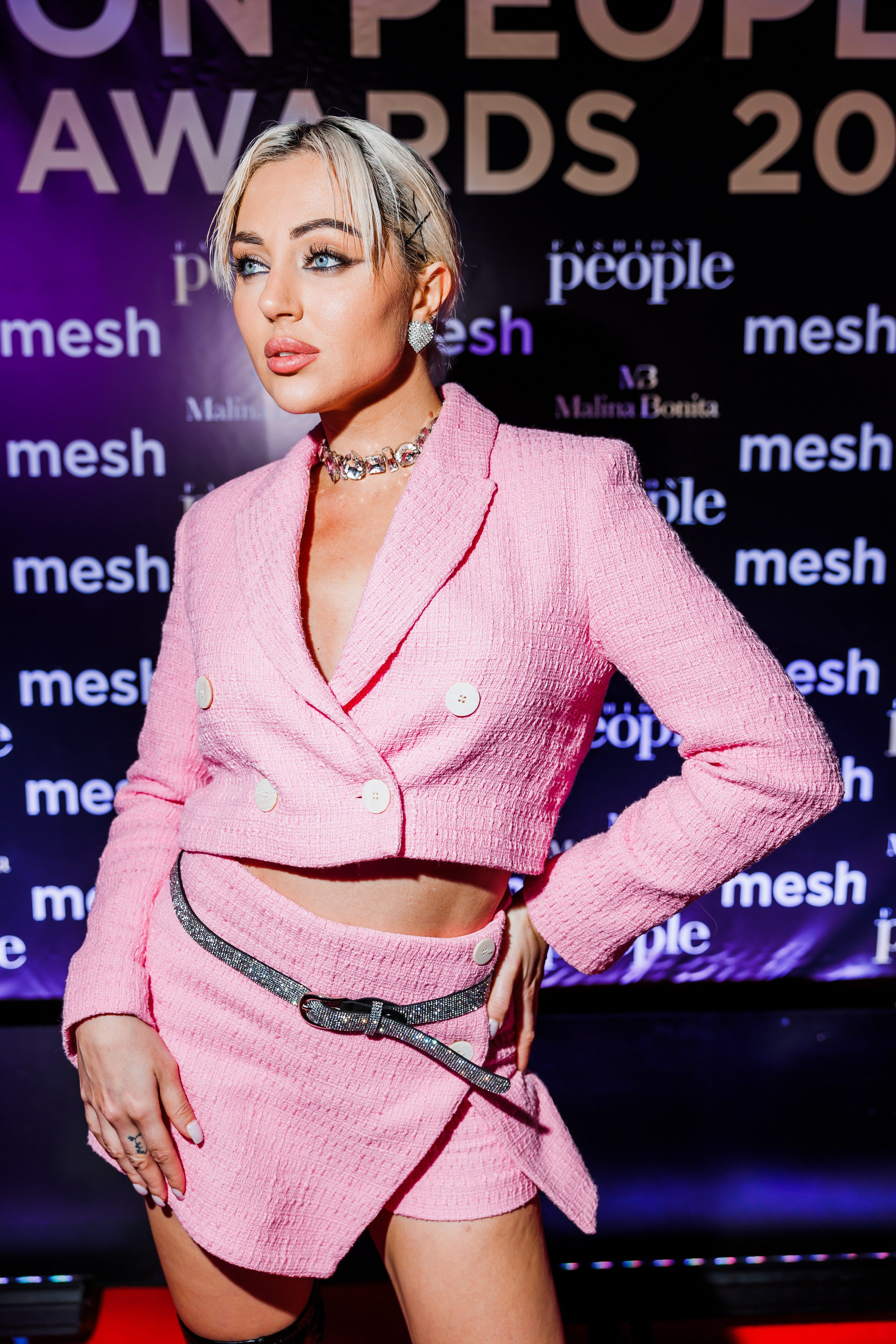 Светский репортаж. Главная