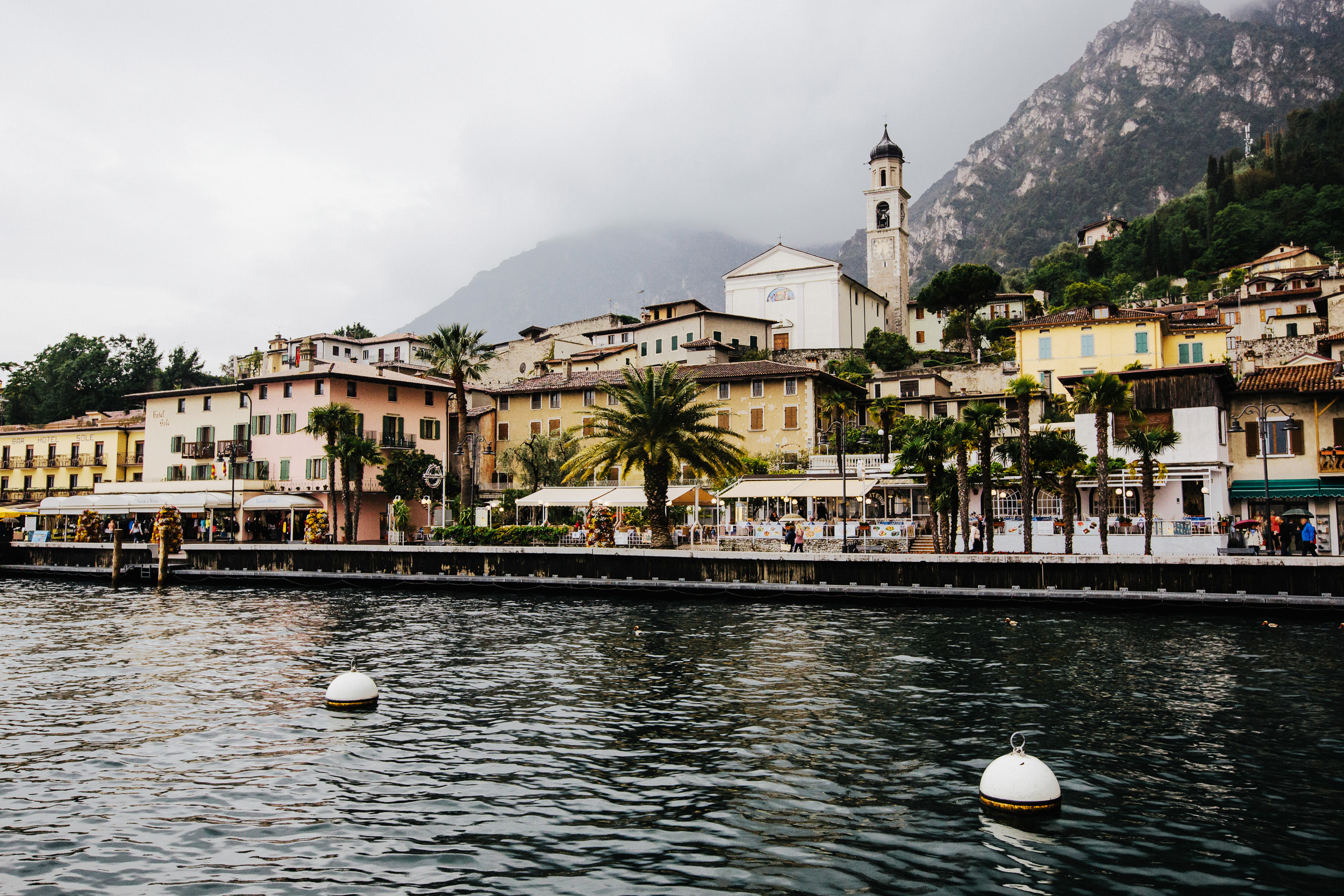 Evegniy + Angelina / LOVE STORY / Garda lake. Photographer and videographer for wedding in Italy: Rome, Milan, Venic