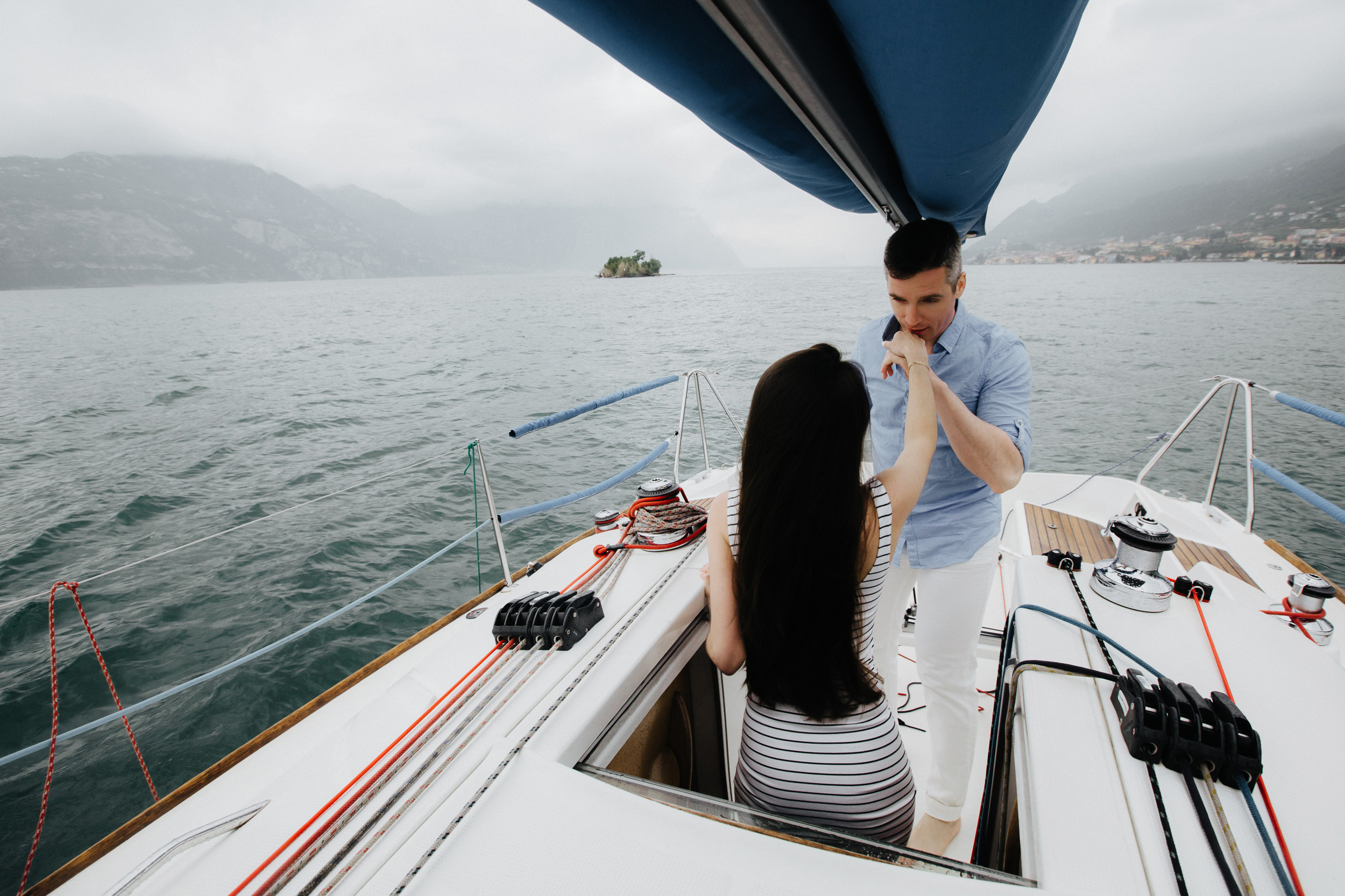 Evegniy + Angelina / LOVE STORY / Garda lake. Photographer and videographer for wedding in Italy: Rome, Milan, Venic