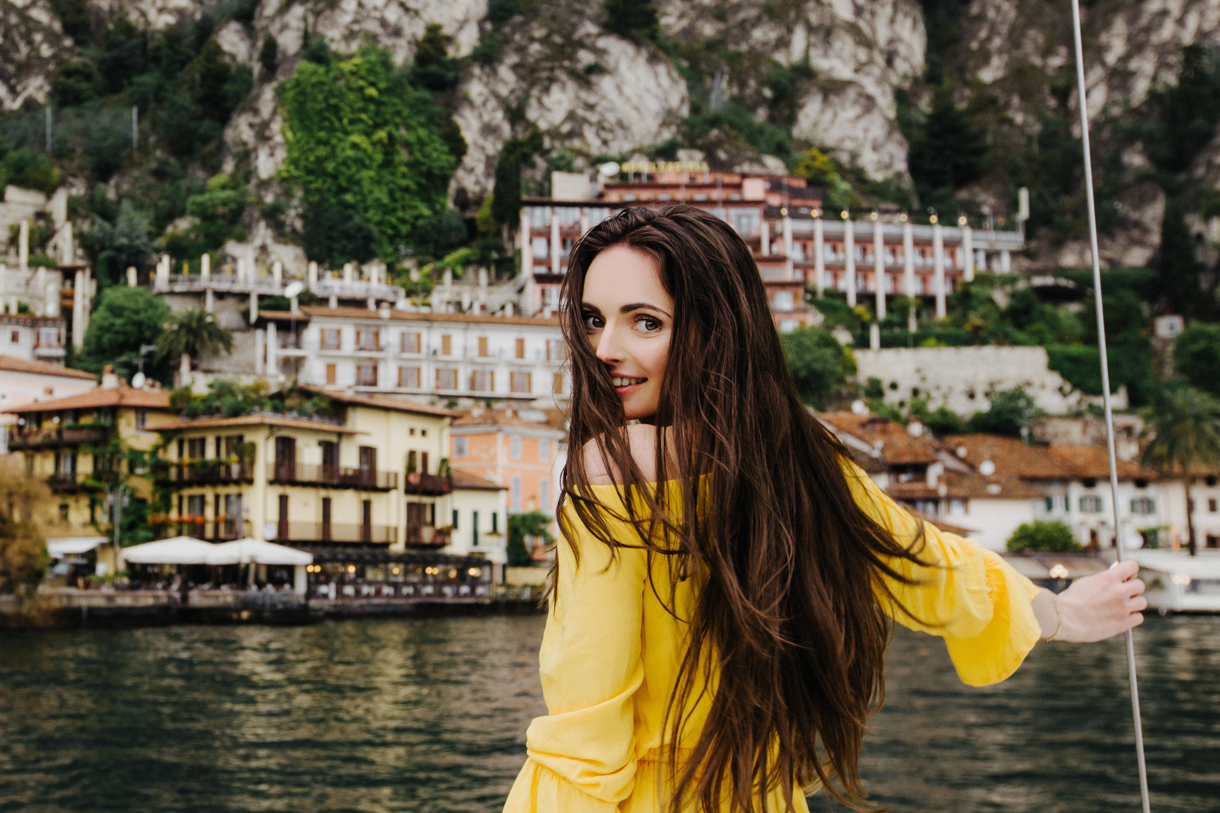 Evegniy + Angelina / LOVE STORY / Garda lake. Photographer and videographer for wedding in Italy: Rome, Milan, Venic