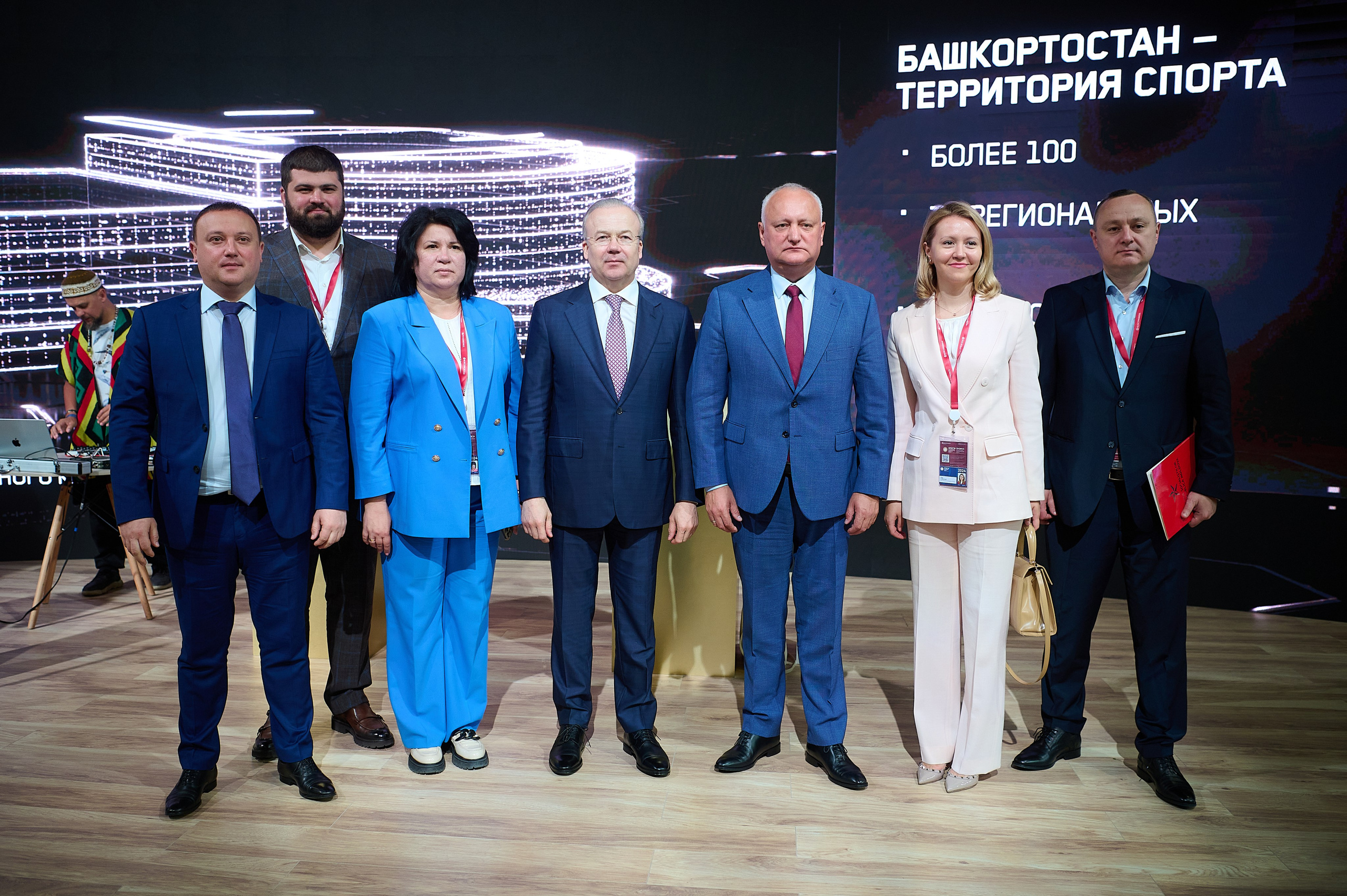 ПМЭФ- 2024 (Санкт-Петербург). Репортаж | фотосъемка в Москве и РФ | Фотограф Александр Емелькин