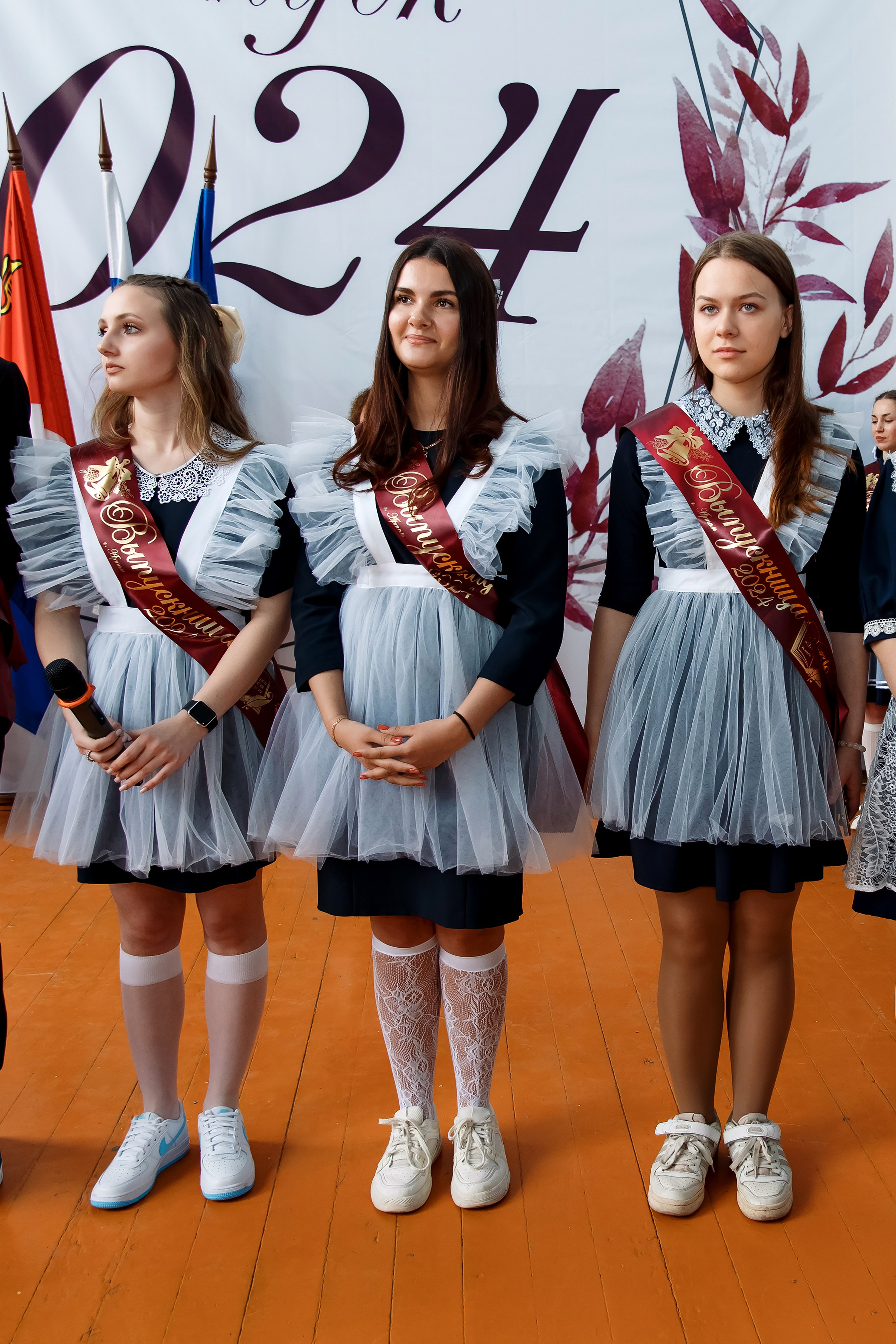 11 класс Последний звонок. Фотограф Любовь Корниенко, Примоский край