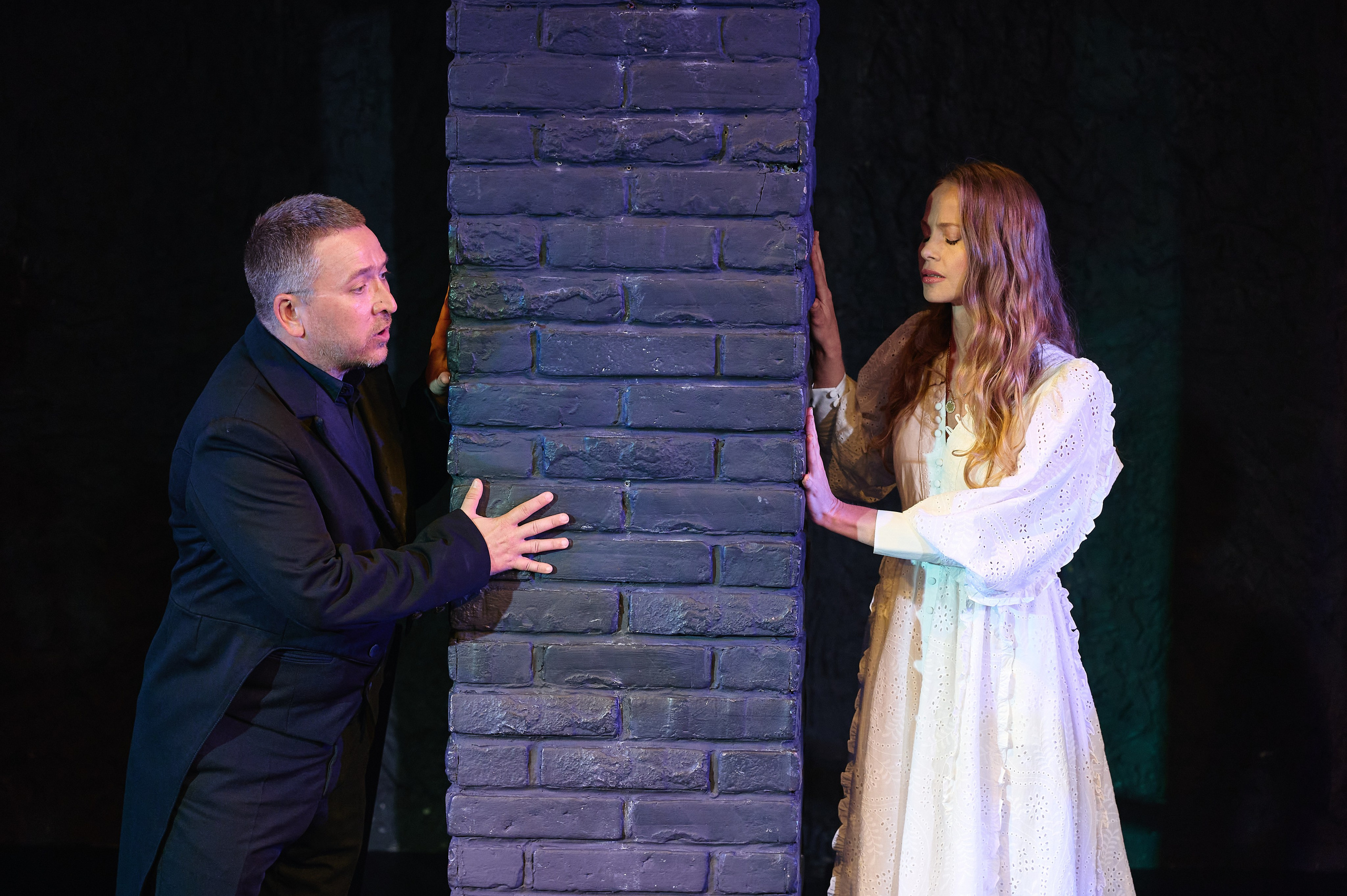 Достоевский и его женщины. Борнеман. Фотограф Опыт Качество Скорость Горный Алтай Барнаул