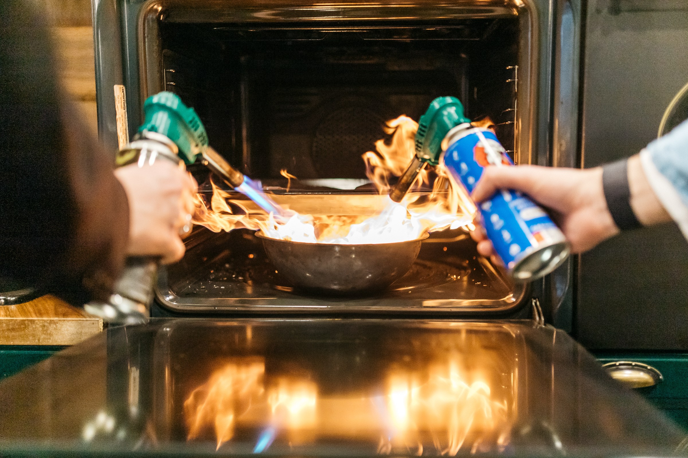 Позитивный репортажный фотограф на День Рождение, юбилей Питер