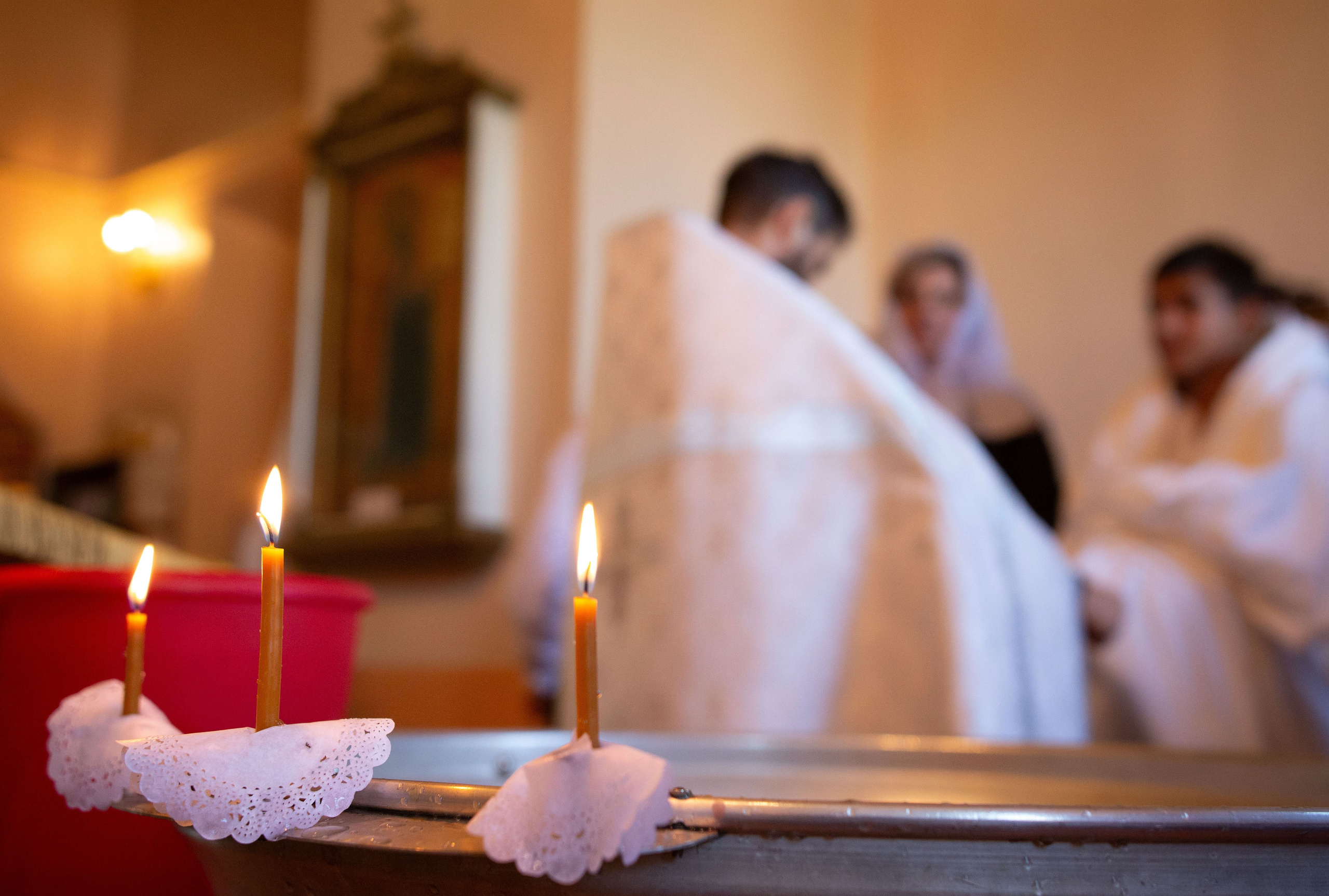 Крещение двух братьев. Храм Успения Пресвятой Богородицы. Семейный и детский фотограф Анна Петракова