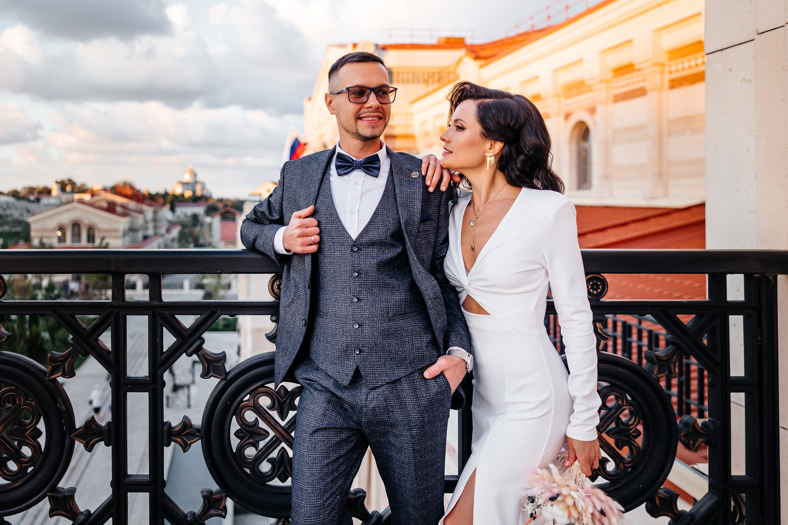 Анонс свадебной прогулки для Юлии и Артема. Свадебный фотограф в Крыму и Севастополе Ольга Баскакова
