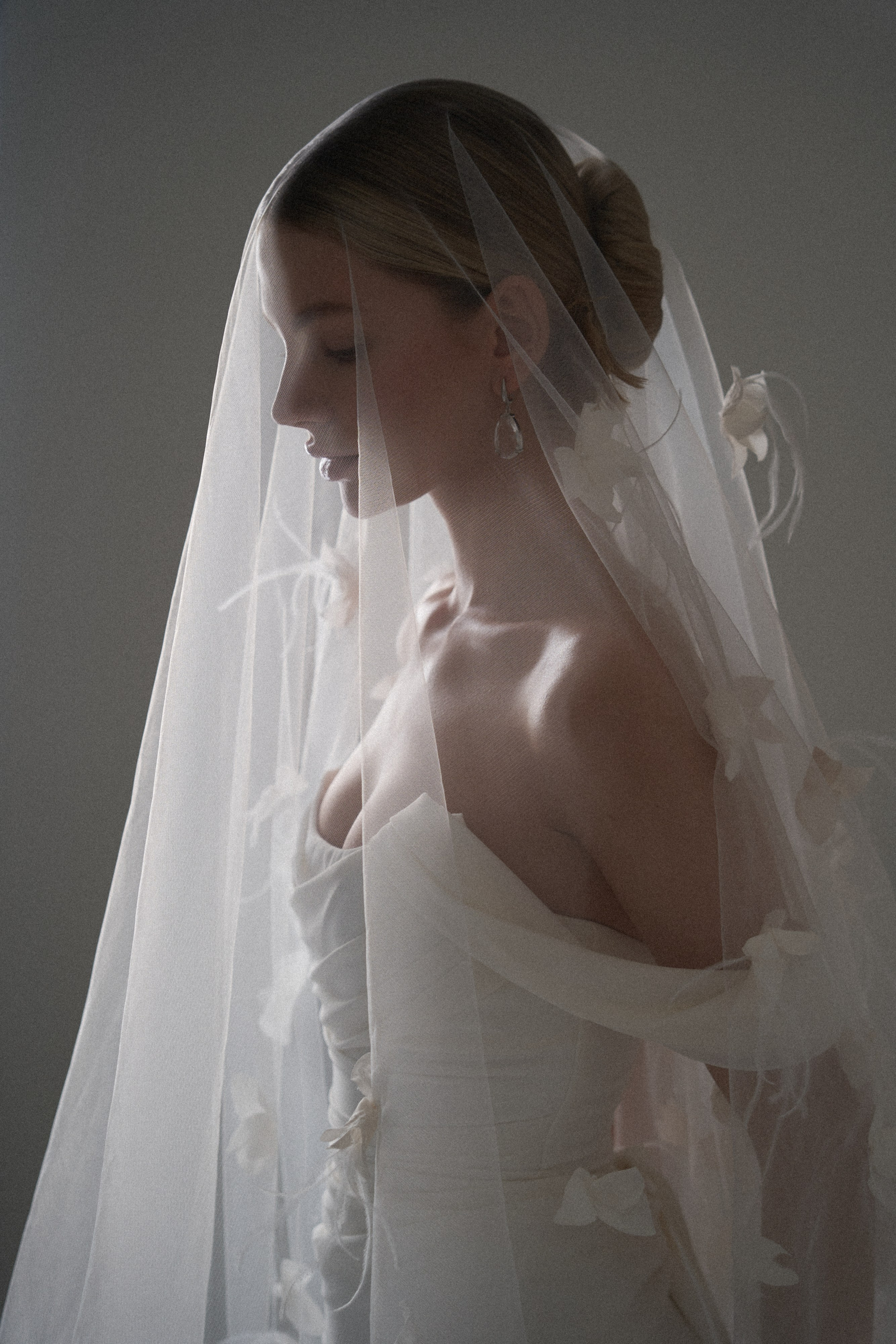 OSIPOVA ATELIER'23. Коммерческий фотограф в Москве Хабибуллина Эльза