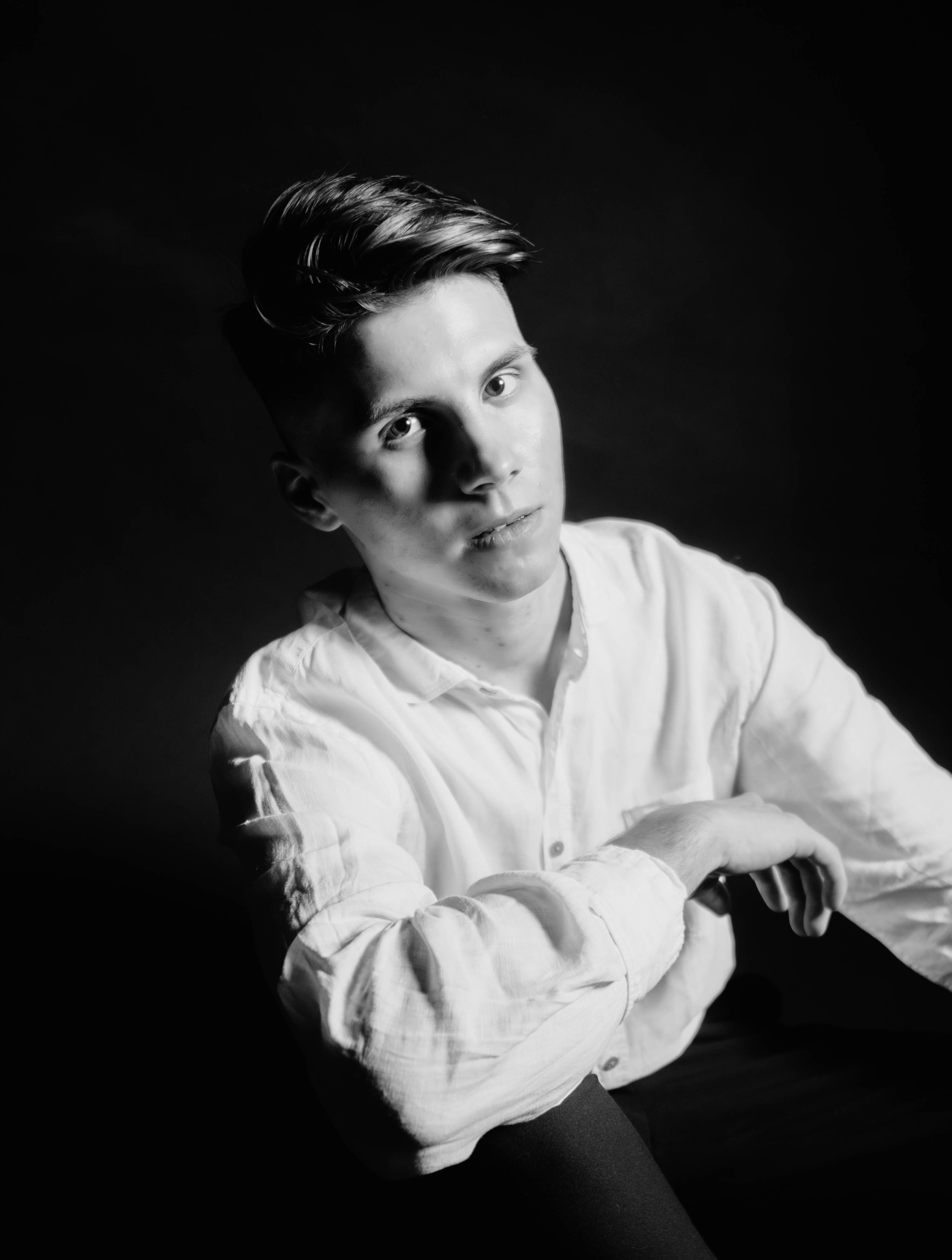 In the dark. Фотограф и Стилист в Санкт-Петербурге Алеся Хомиченок и Игорь Гарин