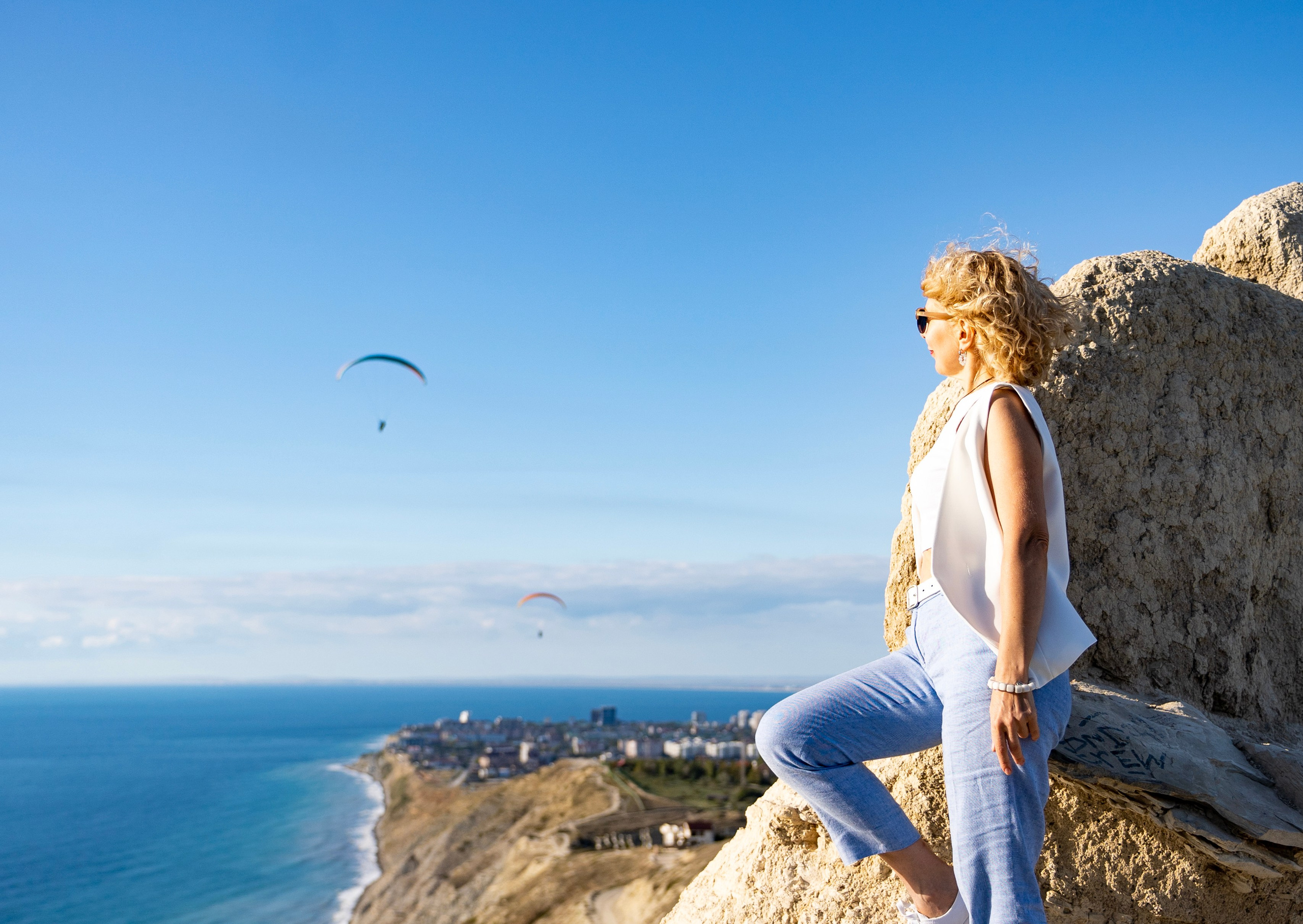 Фотосессия в Анапе — Ласточкины гнезда. Семейный и детский фотограф Екатерина Черняева. Снимаю портреты, love story, фотопрогулки, работаю на улице, в кафе, студии, дома у клиента