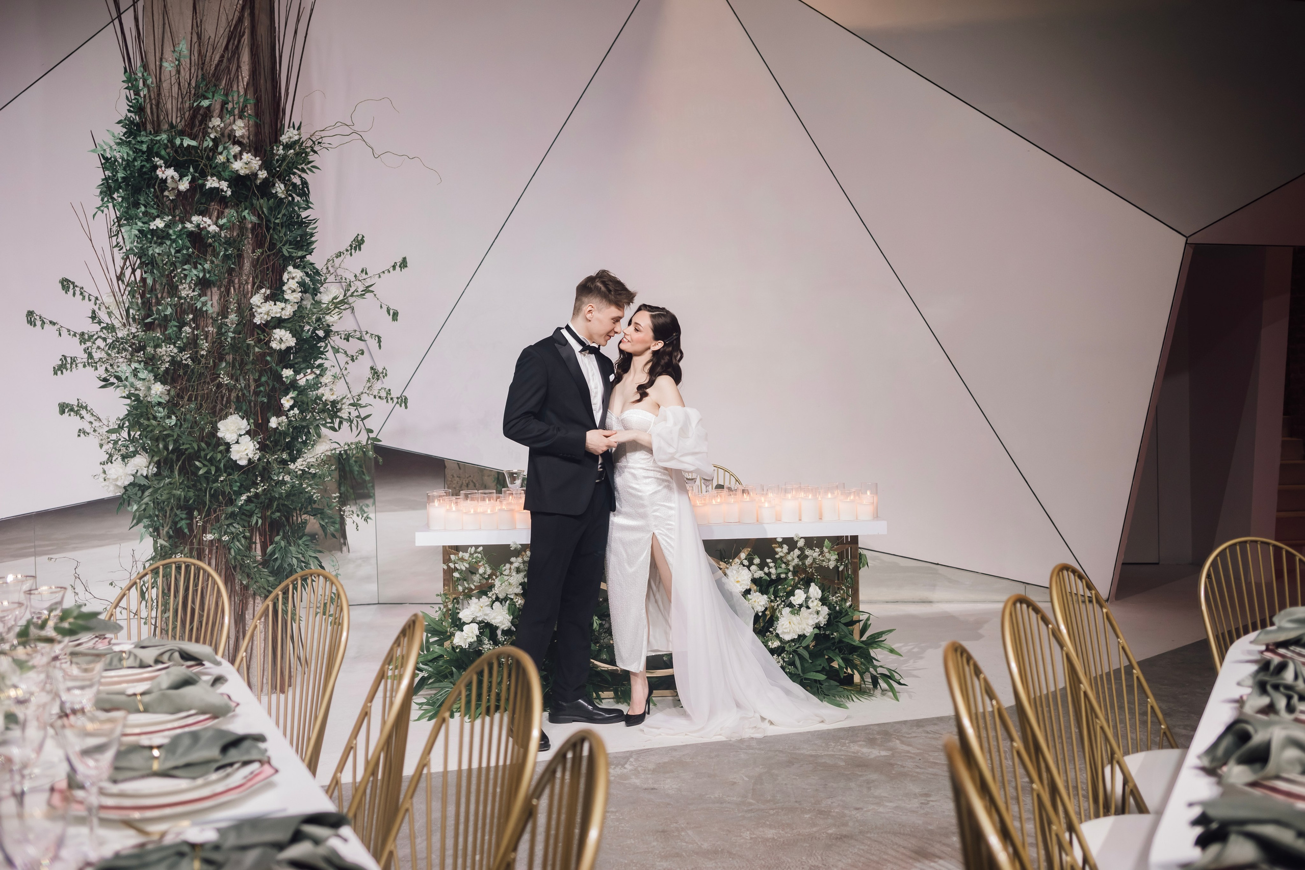 Мария и Алексей. Лофт. Свадебный и семейный фотограф в Москве Евгения Лисина