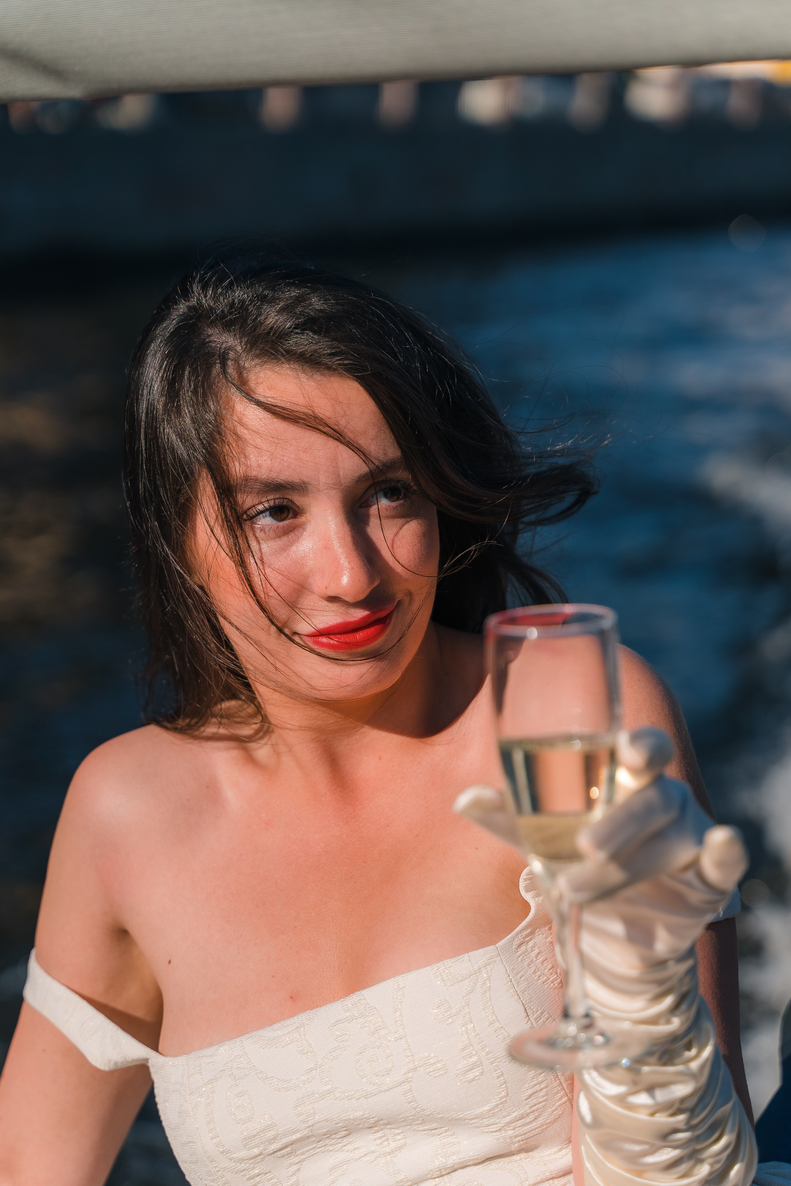 Фотосъемка девичника, встреча девушек, веселые женские портреты