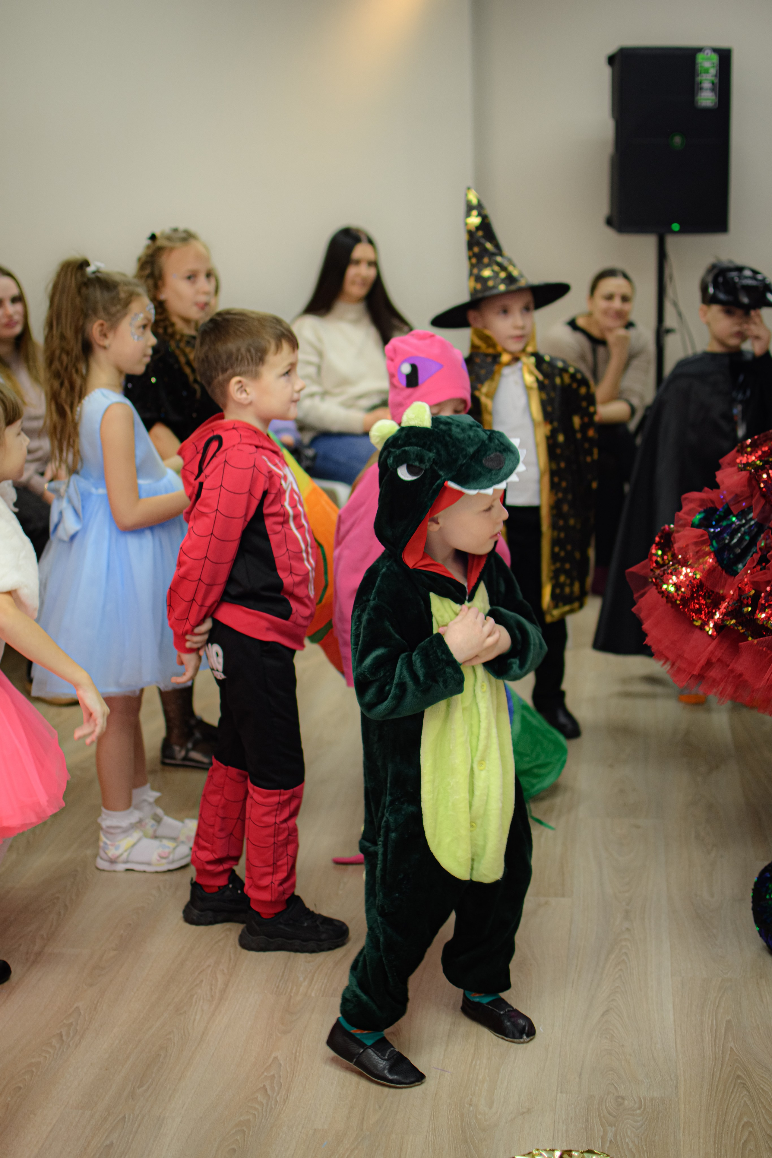 HAPPY NEW YEAR. Photokarish