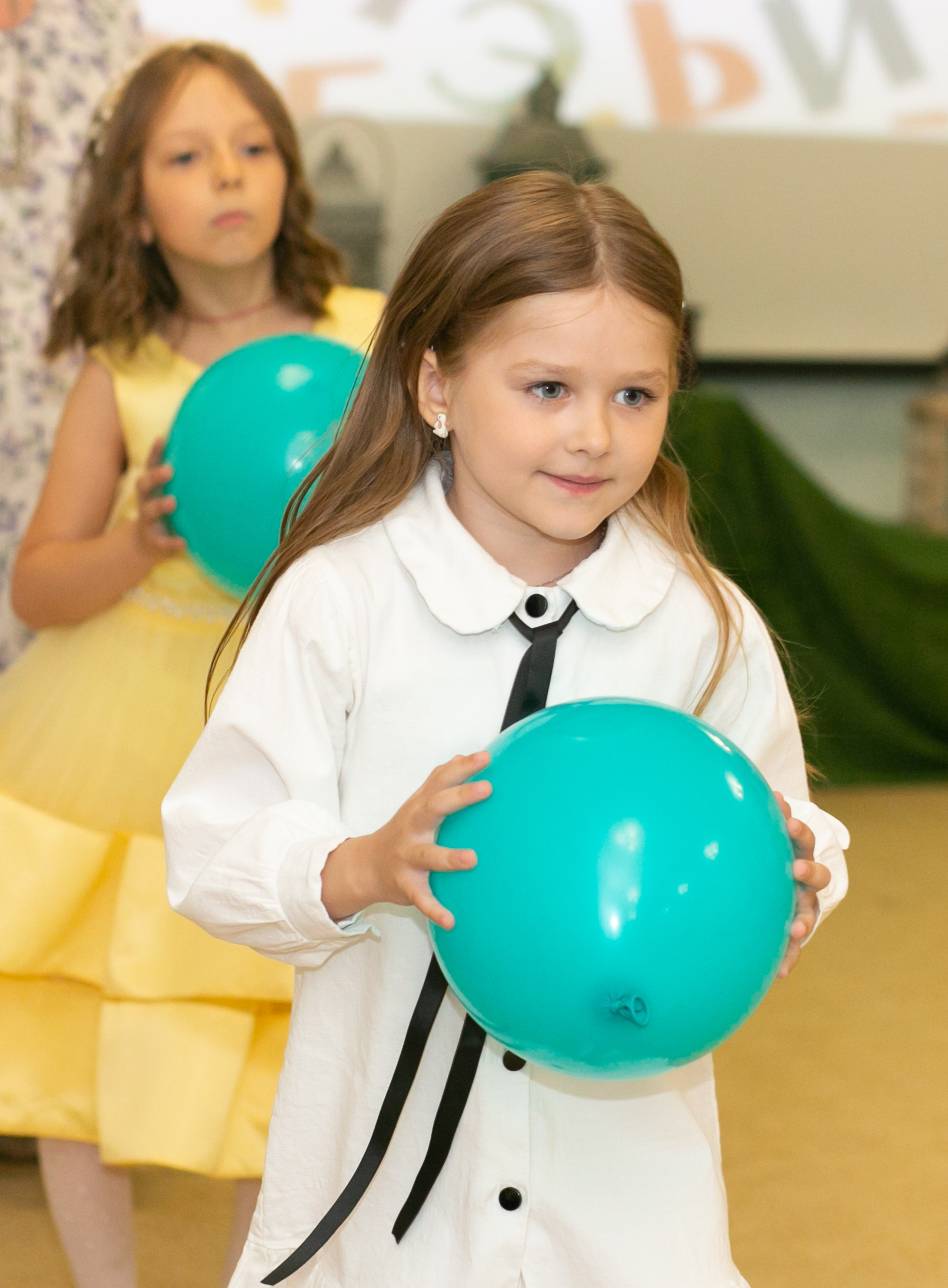 Выпускные и Утренники. Фотограф новорожденных и семейный фотограф НСО г. Бердск Марина Львова