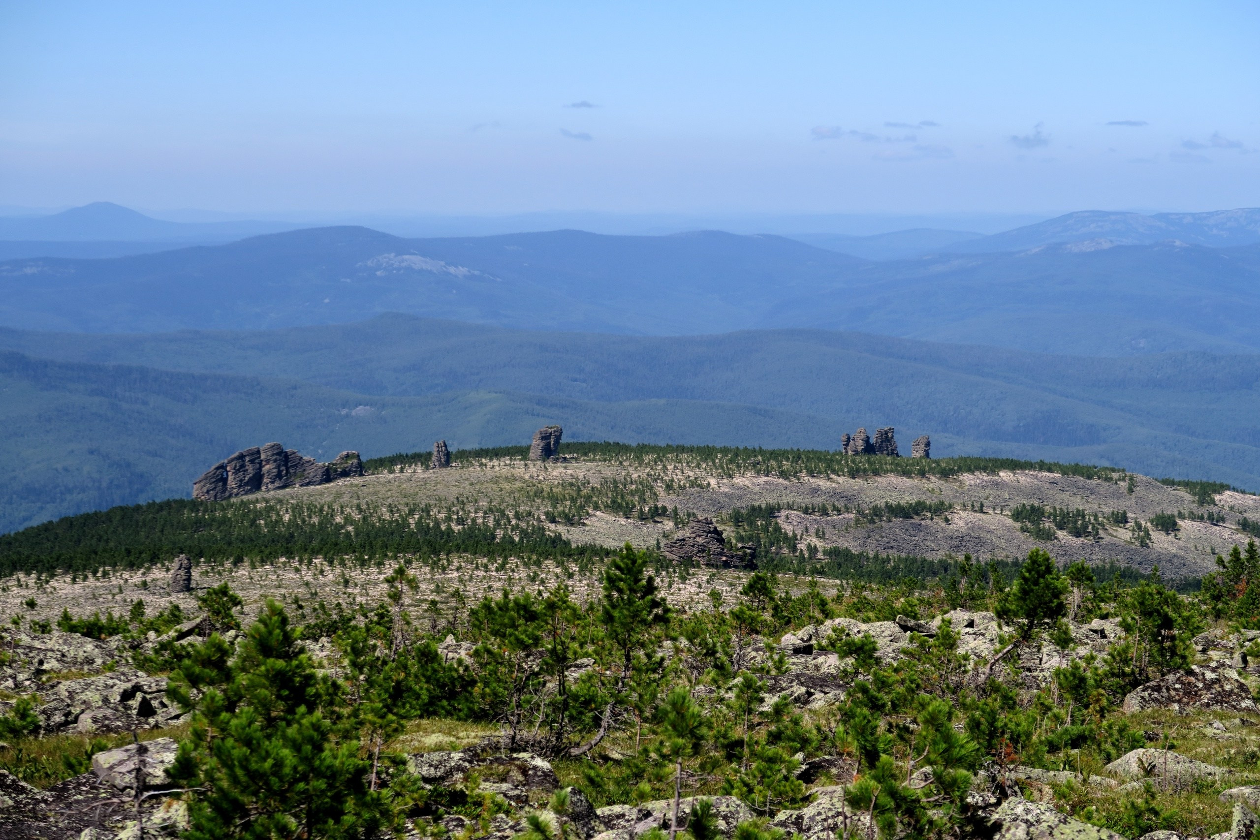 Кутурчинское белогорье, Манские столбы, гора Баян, гора Алат, река Мана. Фото на документы в Красноярске