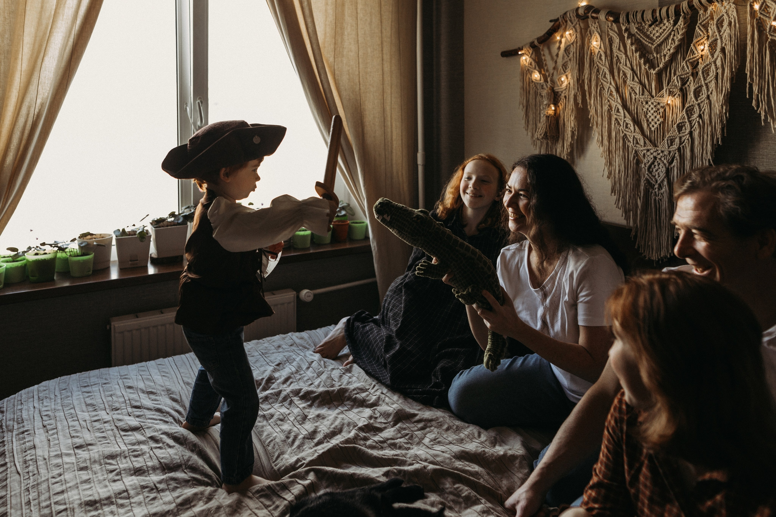 Алиса, Леша, Яся, Соня, Лев. Фотограф Людмила Оюн