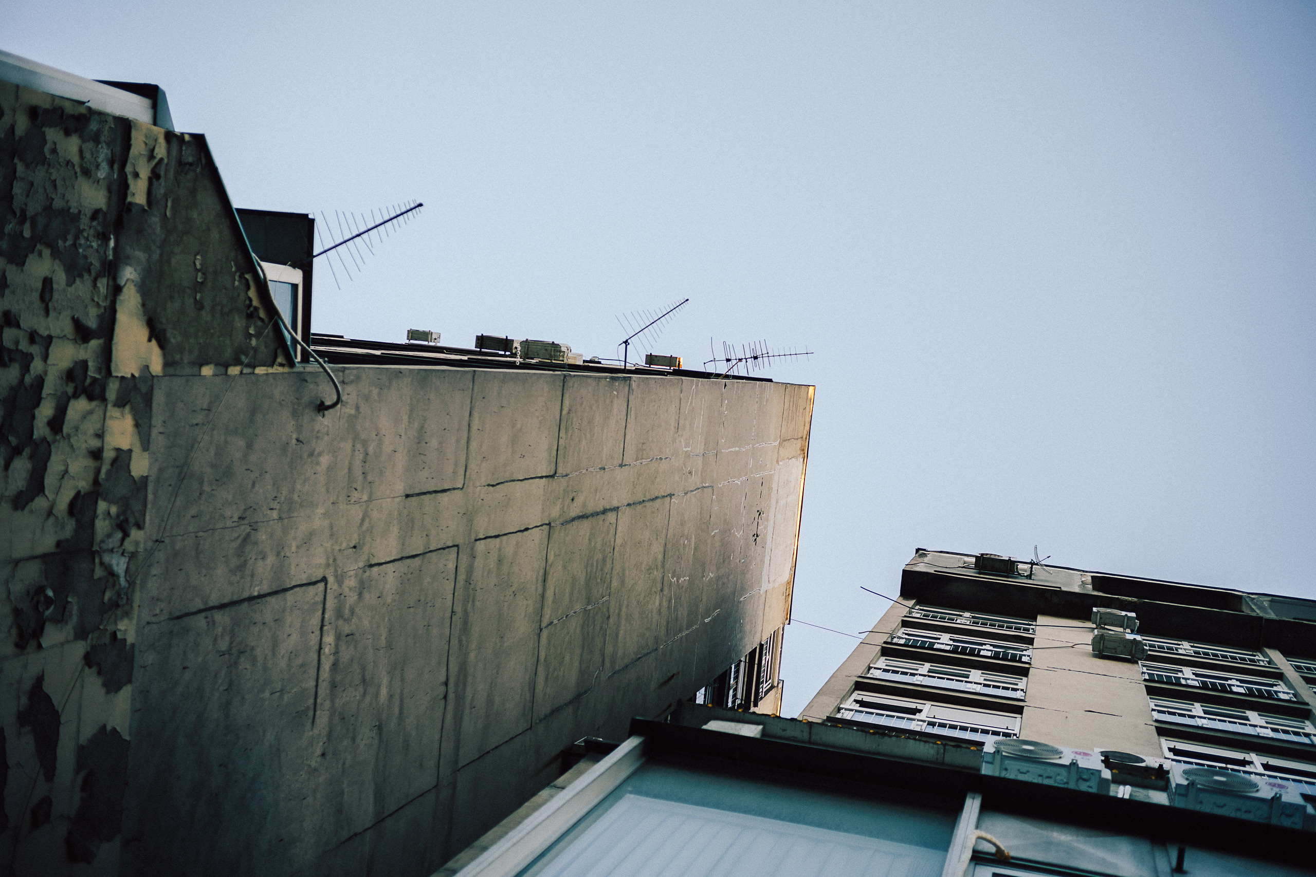 Београд. Oleg Kozachok — Photographer with Protanopia | Portraits, Texture & Light