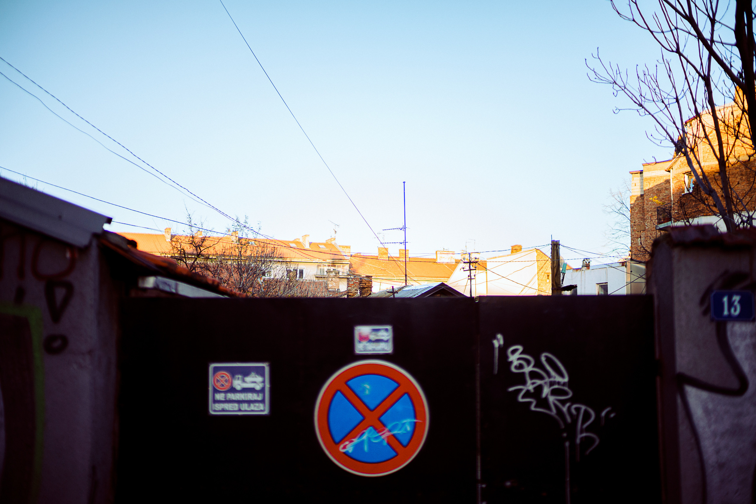 Београд. Oleg Kozachok — Photographer with Protanopia | Portraits, Texture & Light