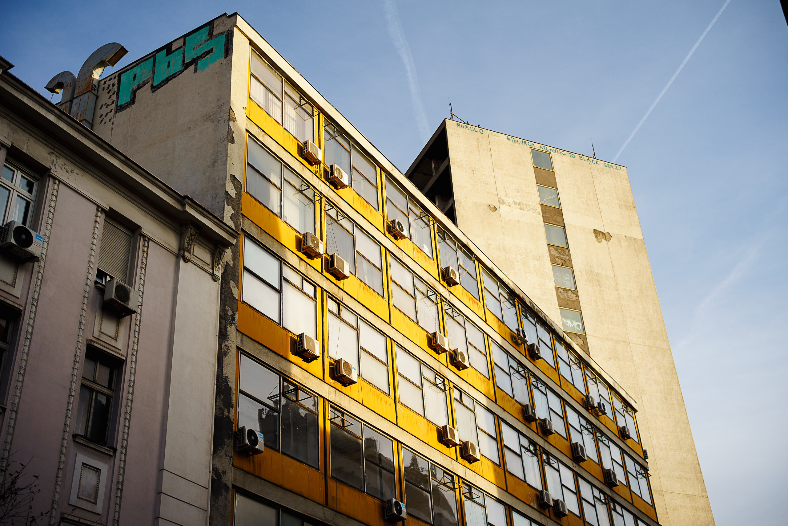 Београд. Oleg Kozachok — Photographer with Protanopia | Portraits, Texture & Light