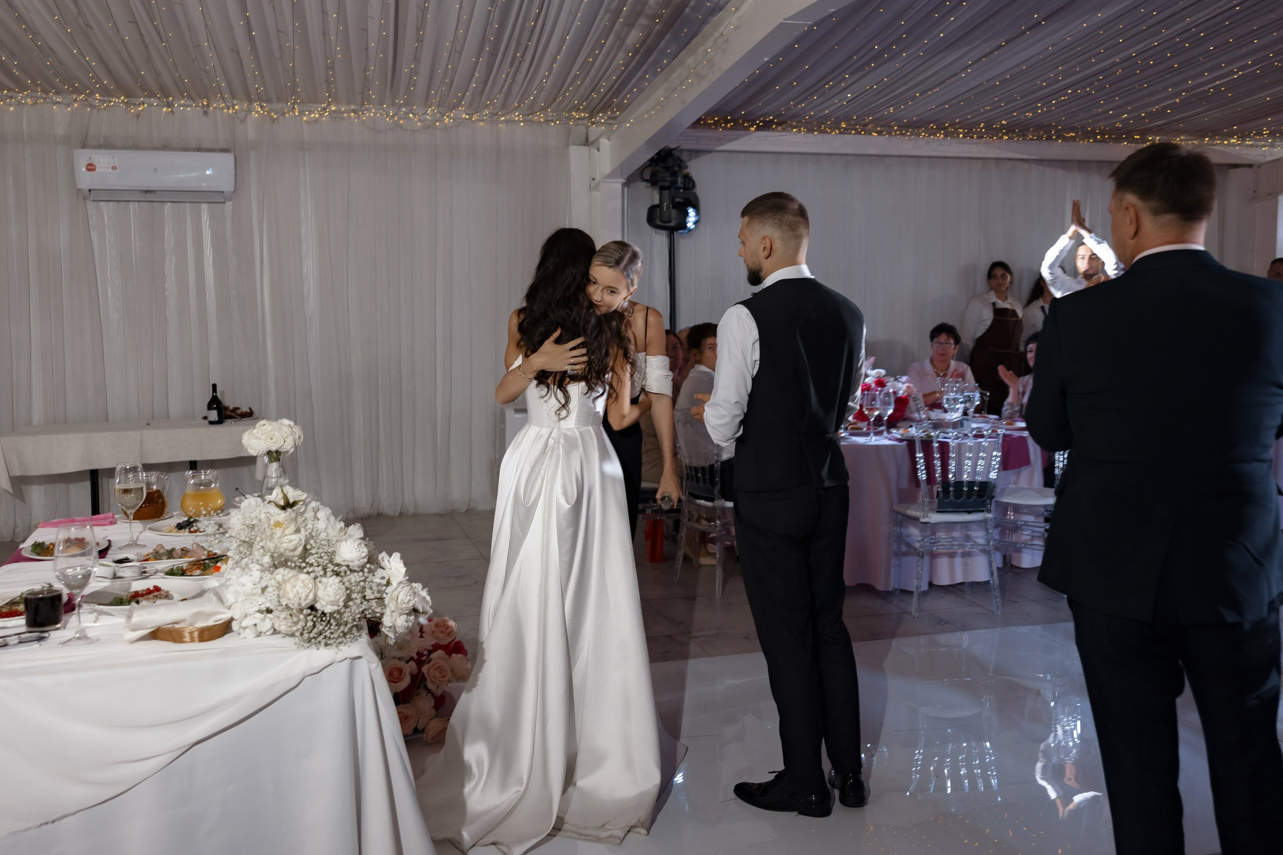 Даниил и Яна. Свадебный фотограф и видеограф Юрий и Эля Дубинины