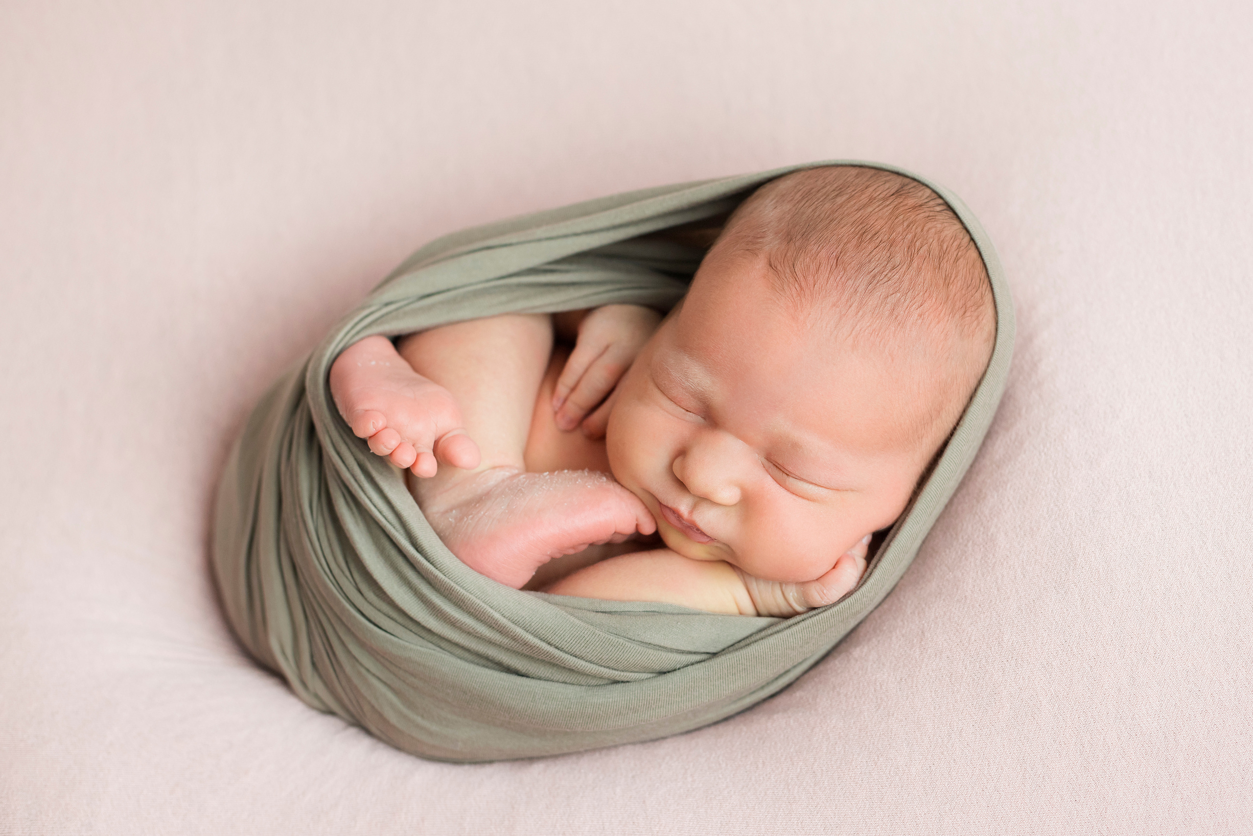 Фотографии новорожденных. Фотограф в Усть-Лабинске Елена Бахарева