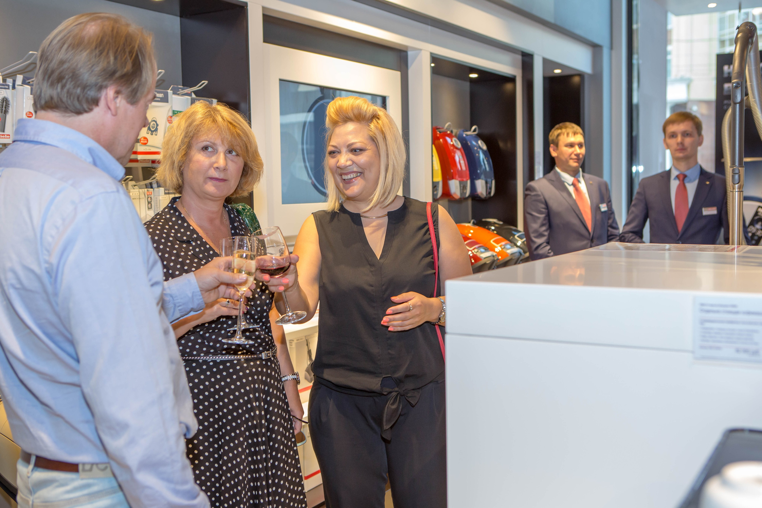 Магазин Miele. Открытие. Главная