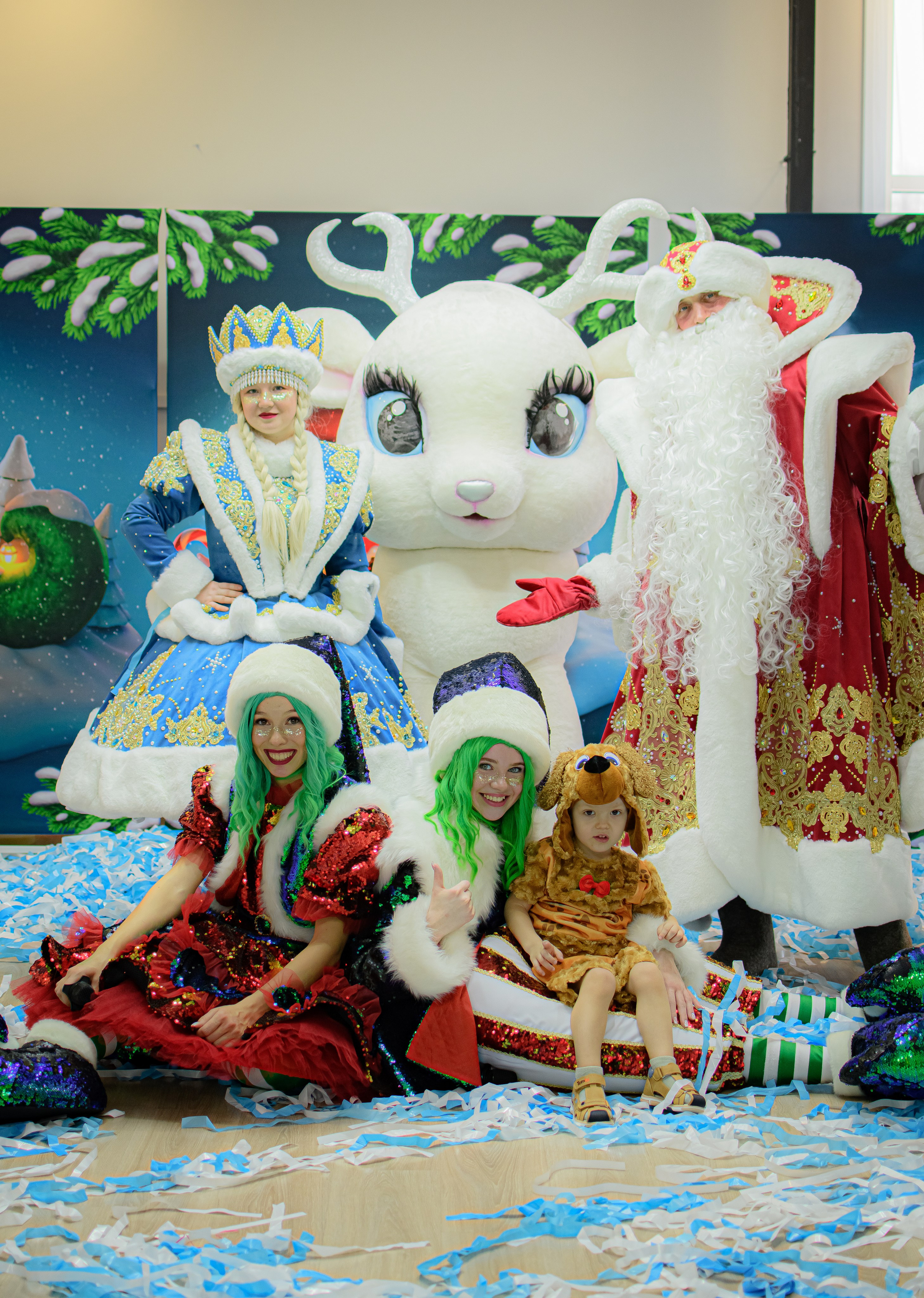 HAPPY NEW YEAR. Photokarish