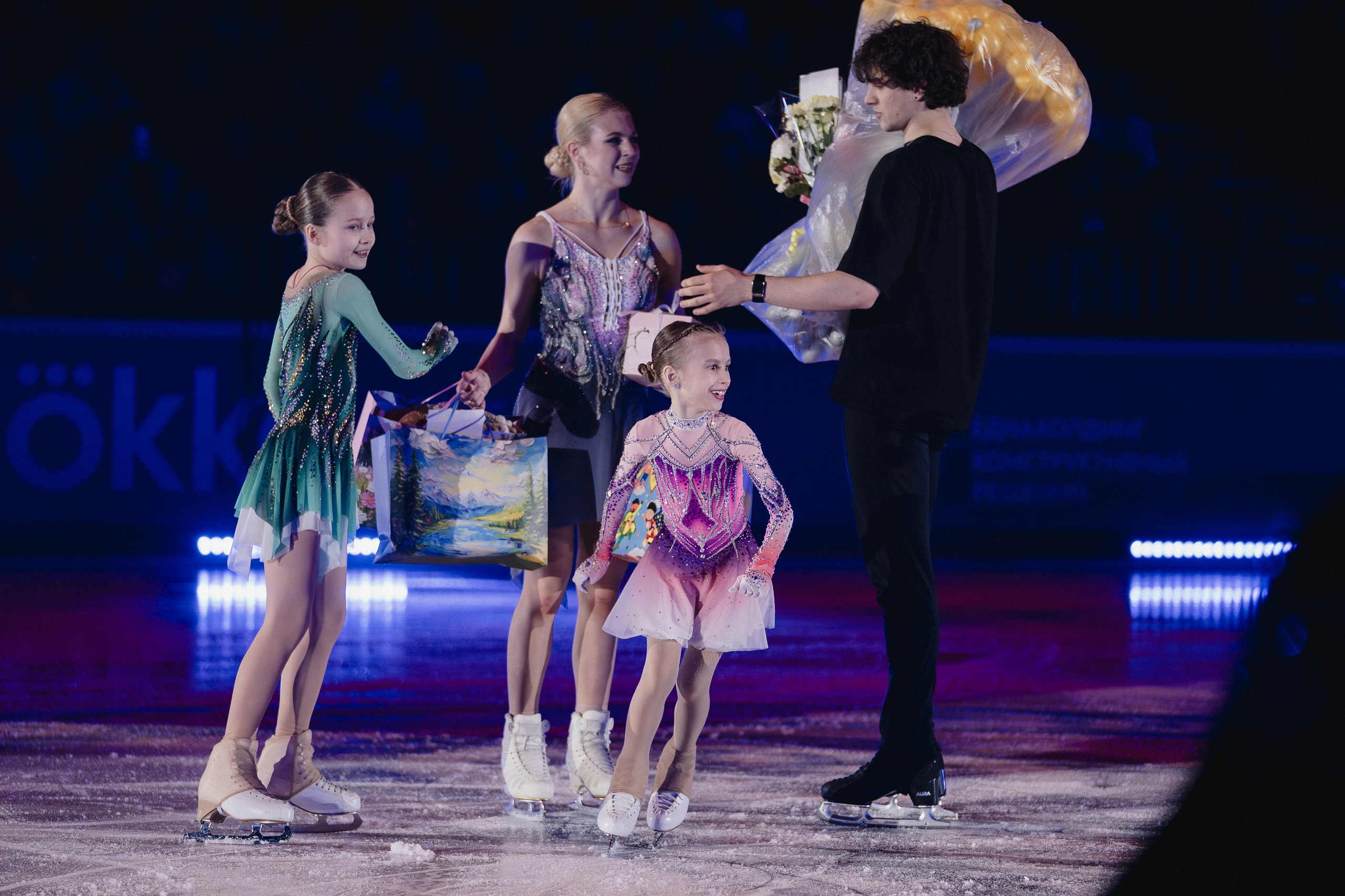 Шоу Этери Тутберидзе в Новосибирске. Воробьева Ксения — Спортивный и танцевальный фотограф Новосибирск