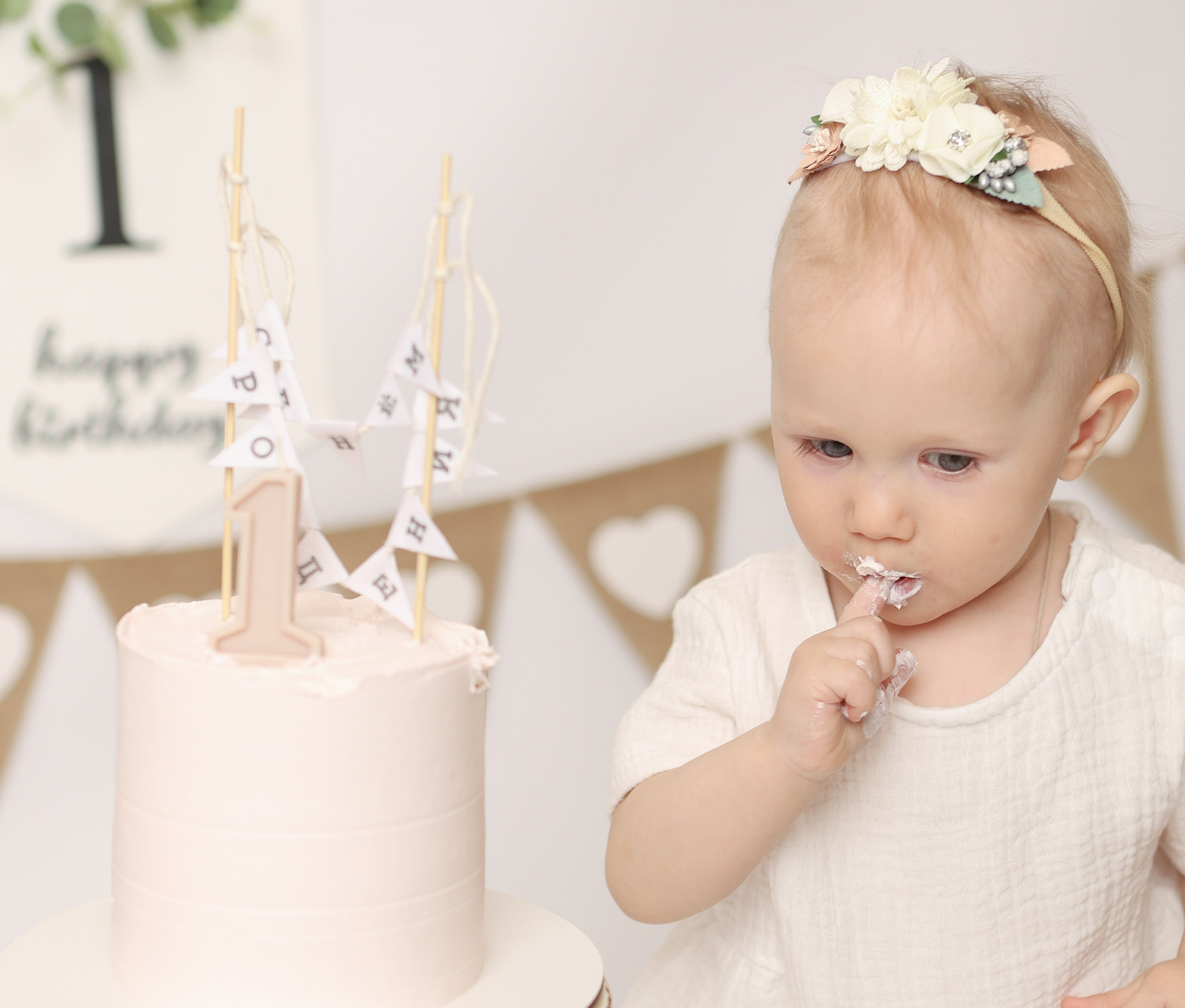 Крушение тортика. Фотограф новорожденных. Детский и семейный фотограф Марьяна Юдина