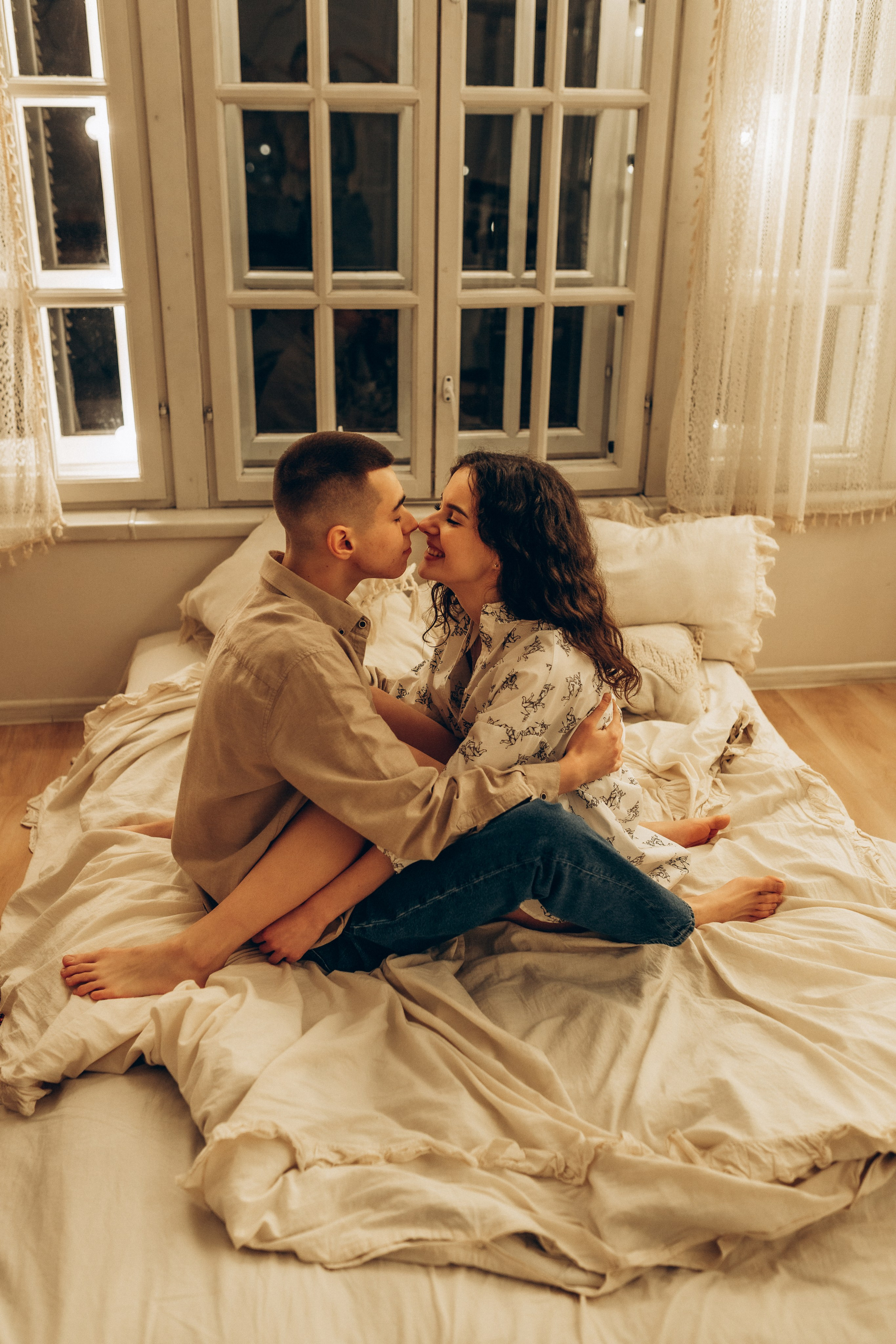 LoveStory Никита и Лиза в студии. Фотограф Санкт-Петербург Князева Елизавета