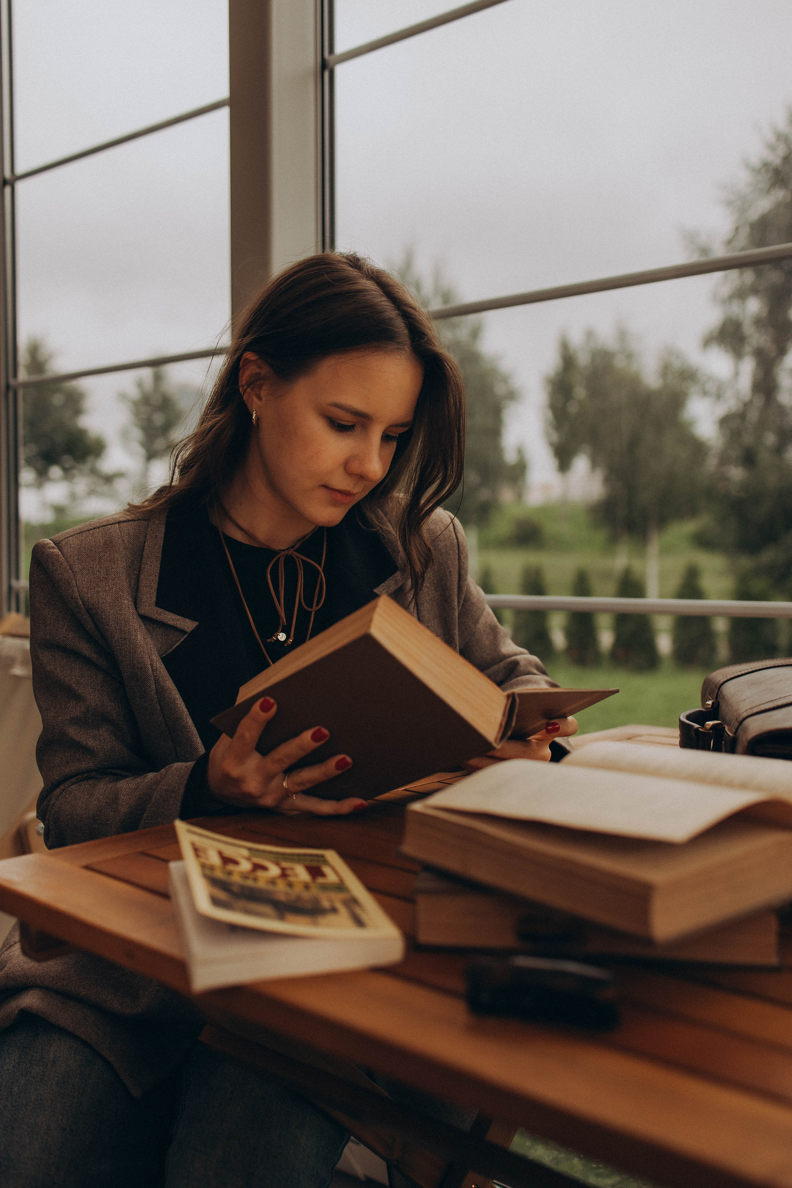 Ирина лесная библиотека. Фотограф lifestylе в Москве Пшеничная Анастасия
