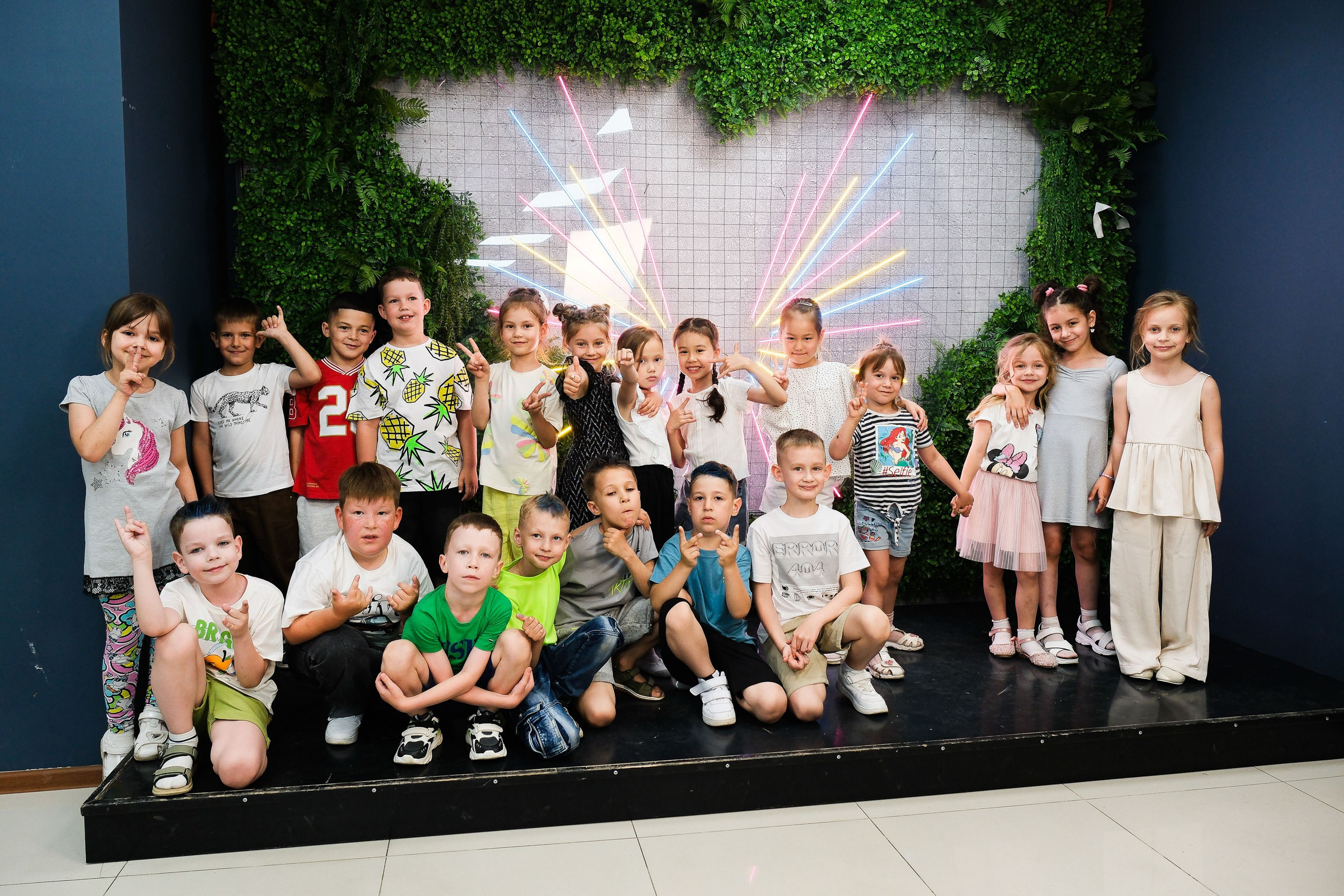 Детский сад. Выпуск. Вечер. Фотограф Анатолий Деникин