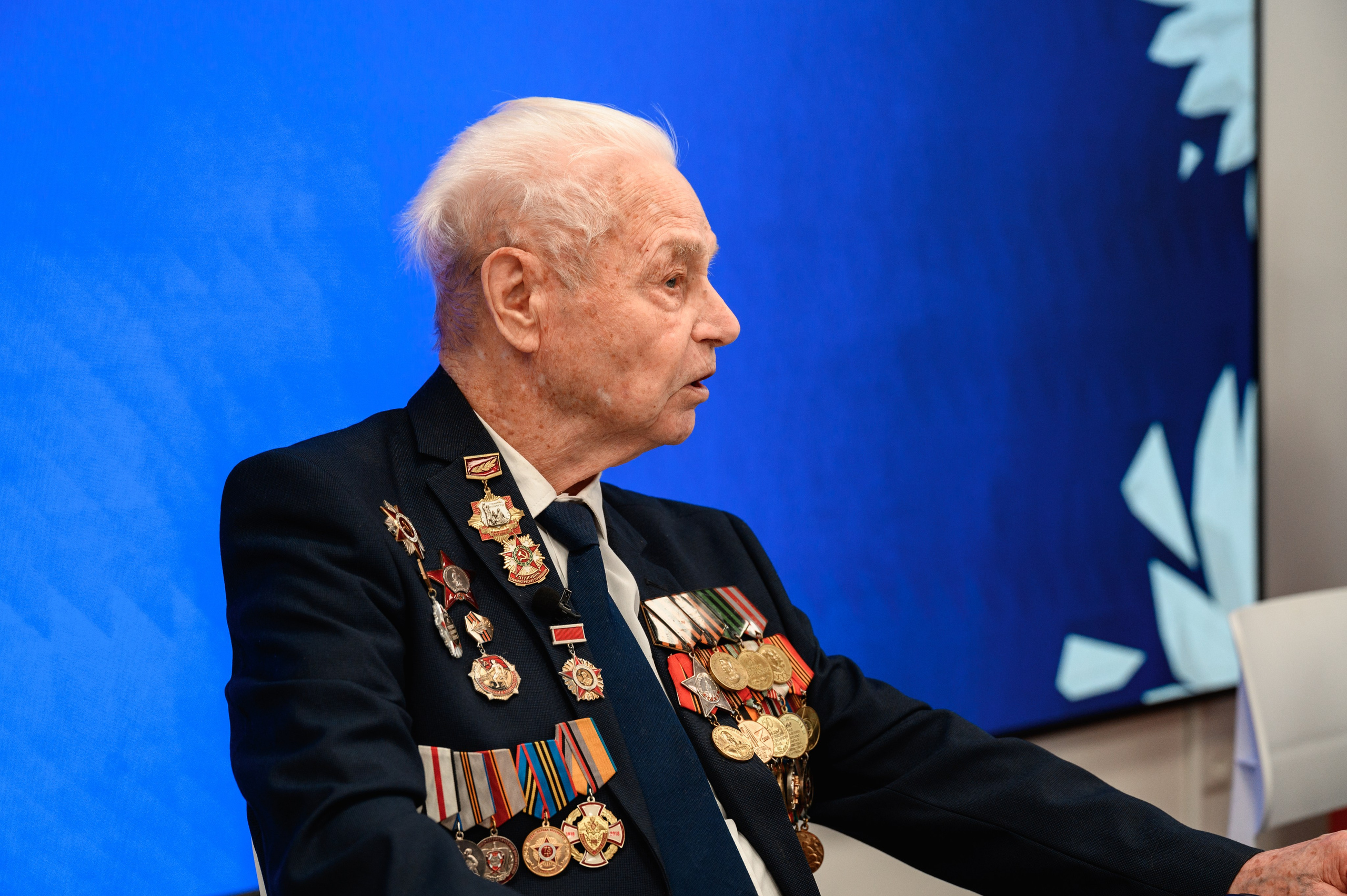 Встреча с ветераном. Фотограф Захваткин Роман