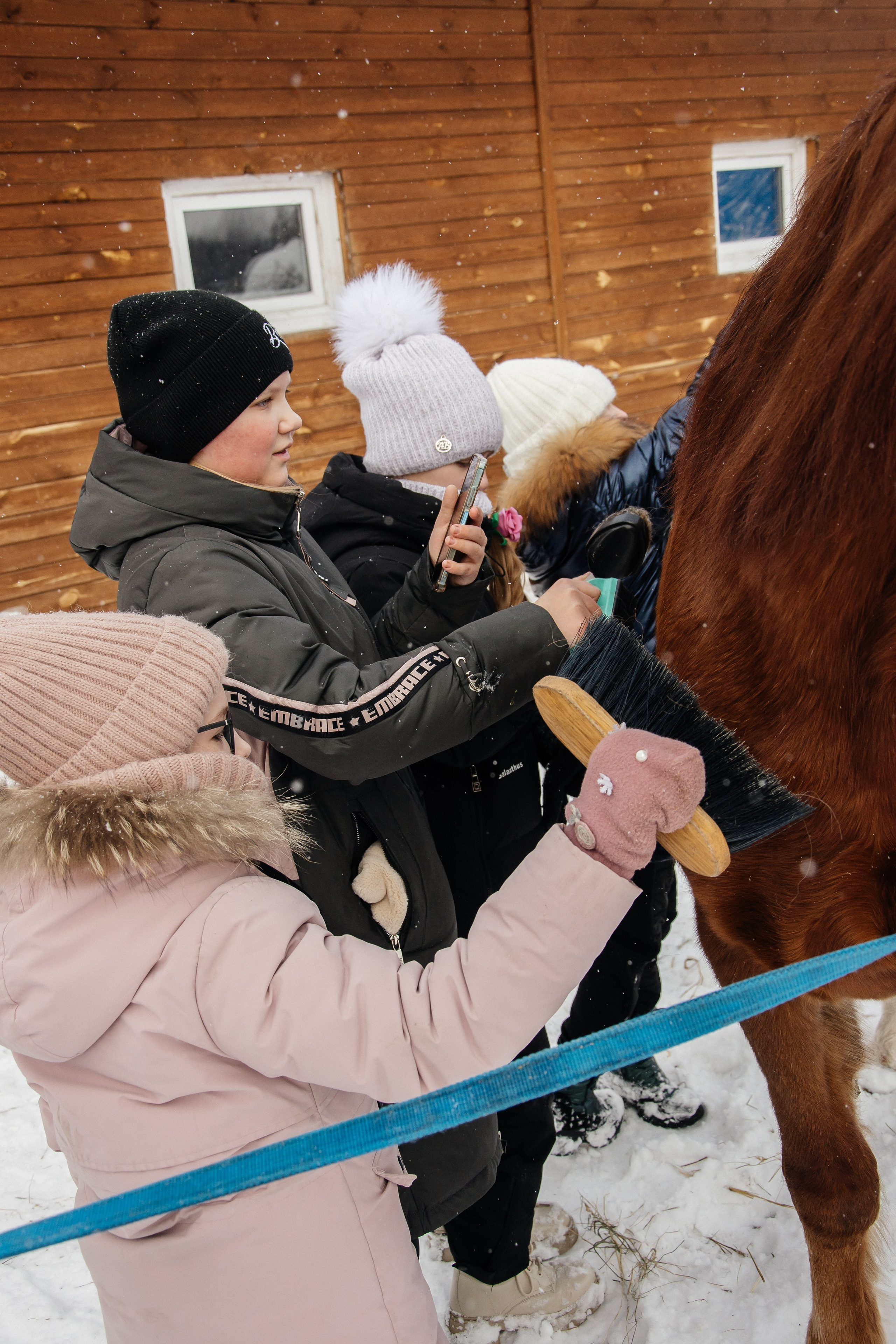 Детская прогулка. Фотограф на все случаи