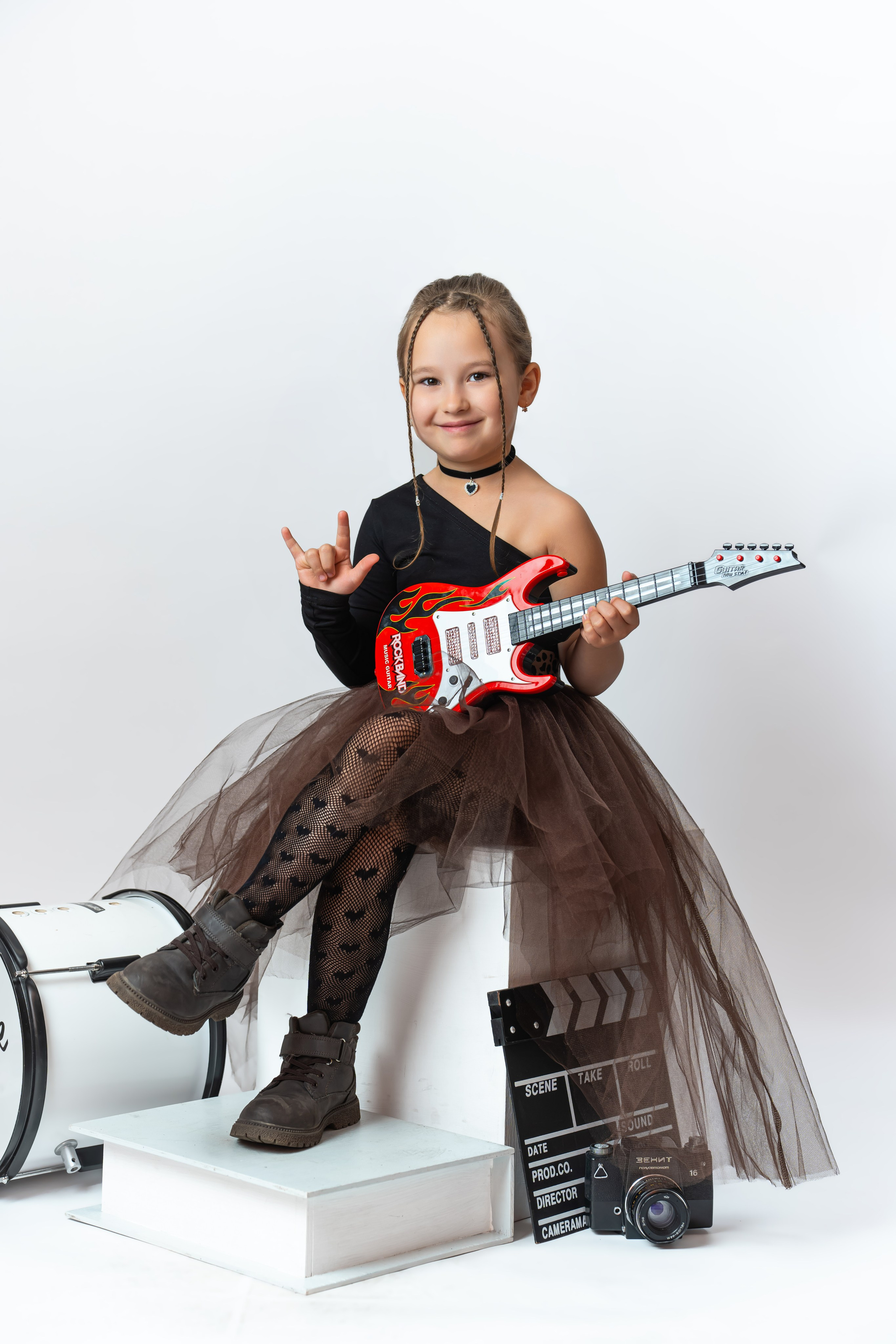 Выпускные альбомы. Akhmadeevmedia.ru