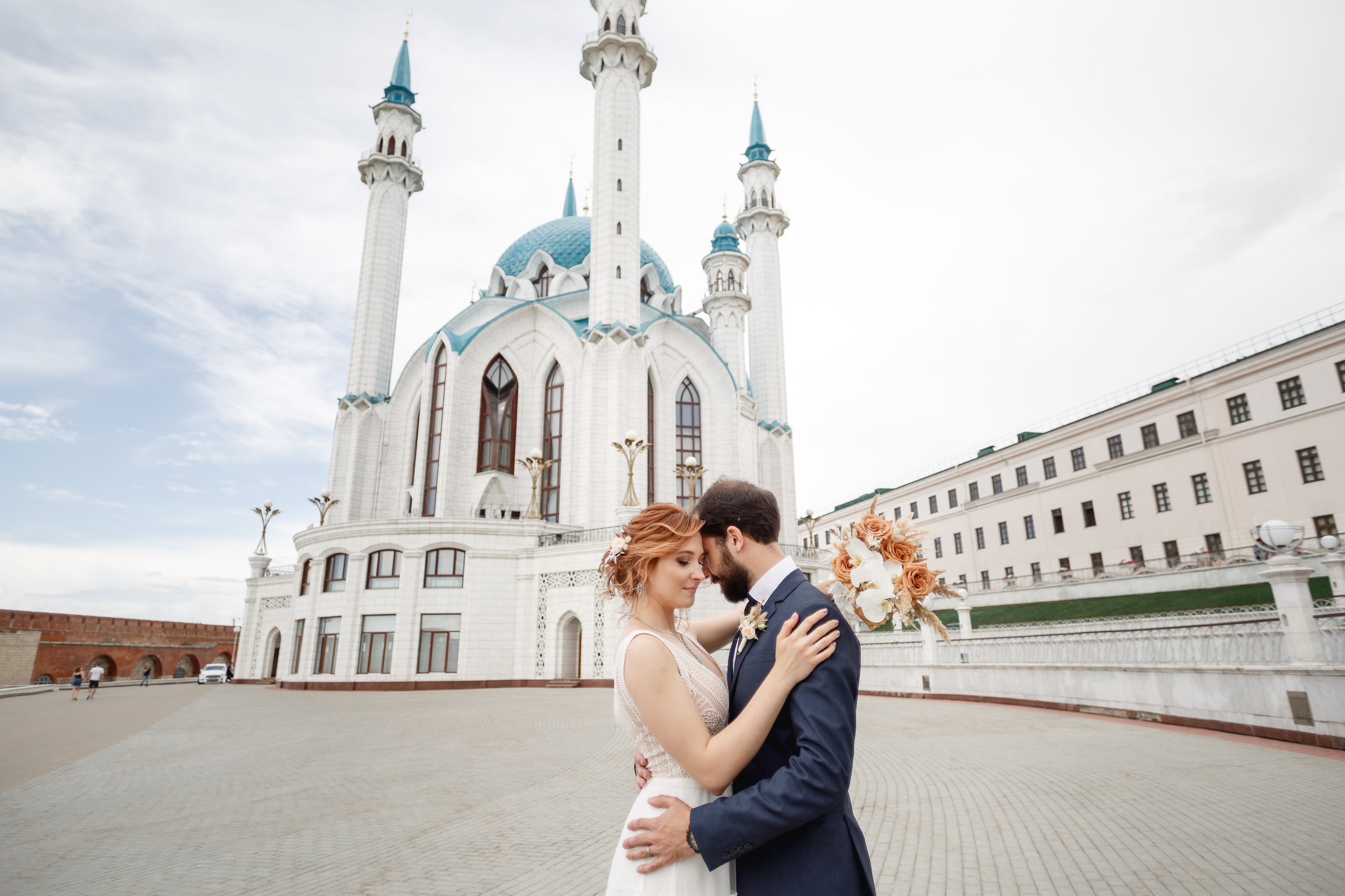 Свадебная фотосессия красивой пары. Фотограф Ильхам Сибгатуллин Казань