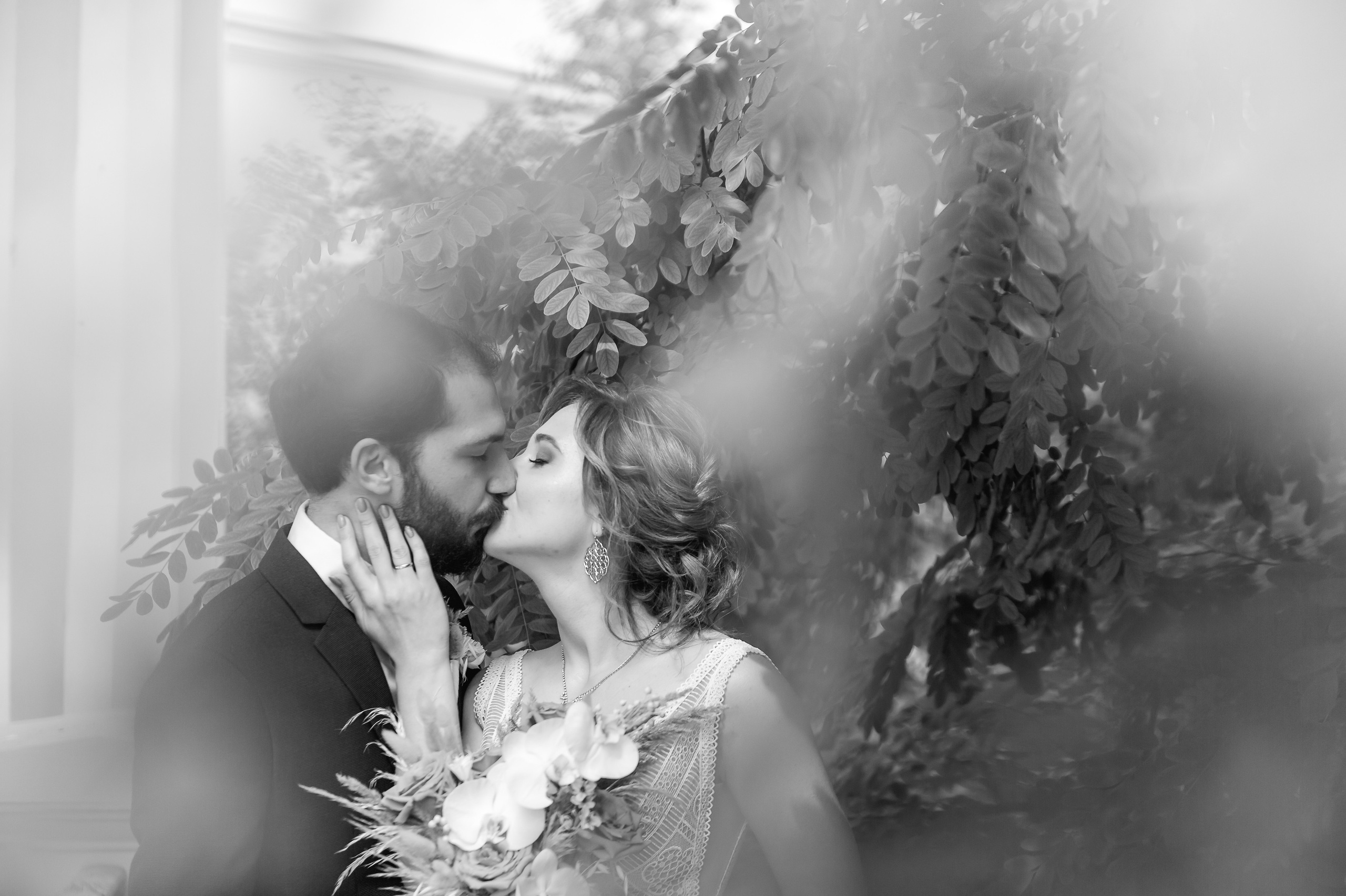 Свадебная фотосессия красивой пары. Фотограф Ильхам Сибгатуллин Казань