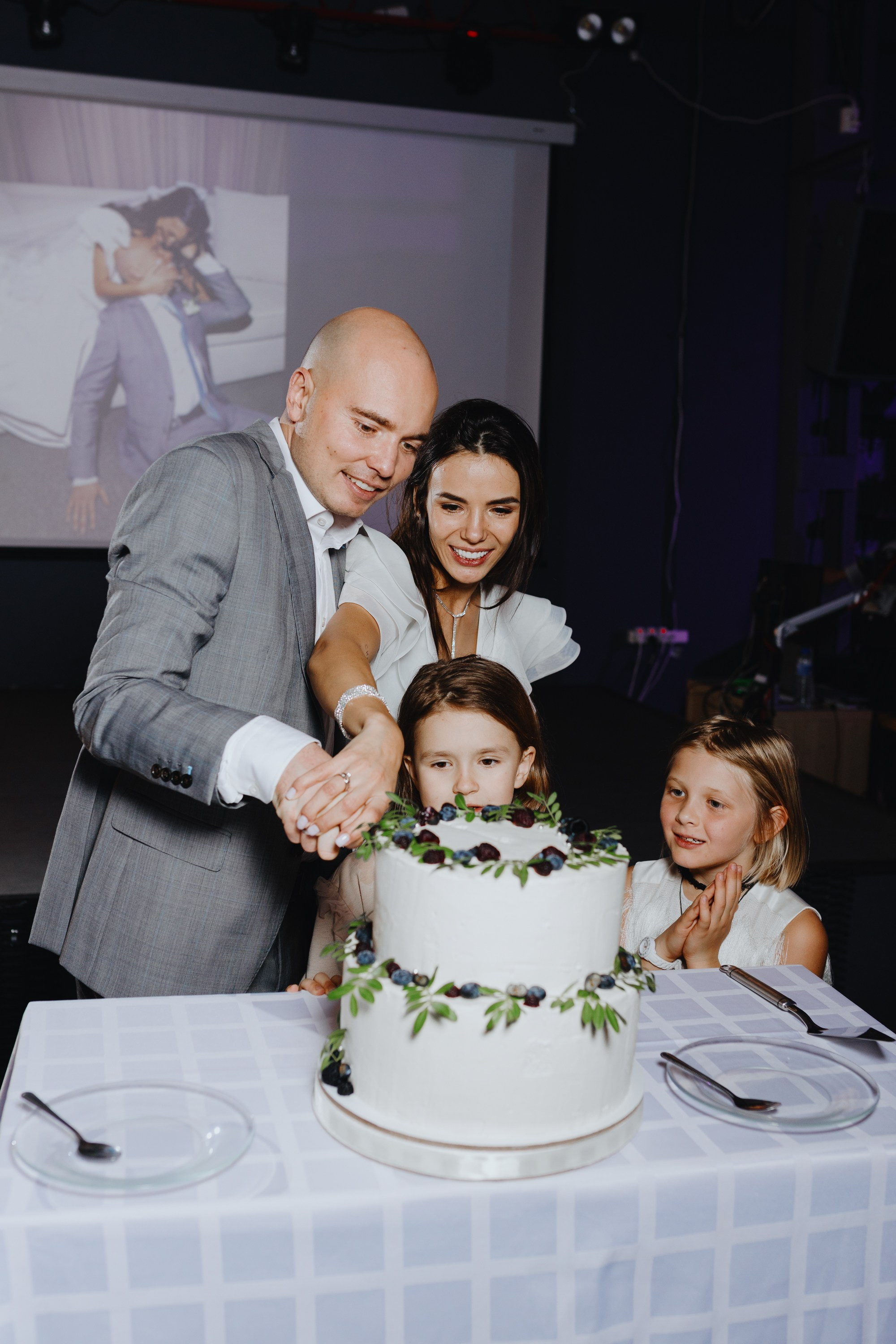 Свадьба Евгения и Юлии | Лофт Com.Nata. Фотограф Илья Чернов