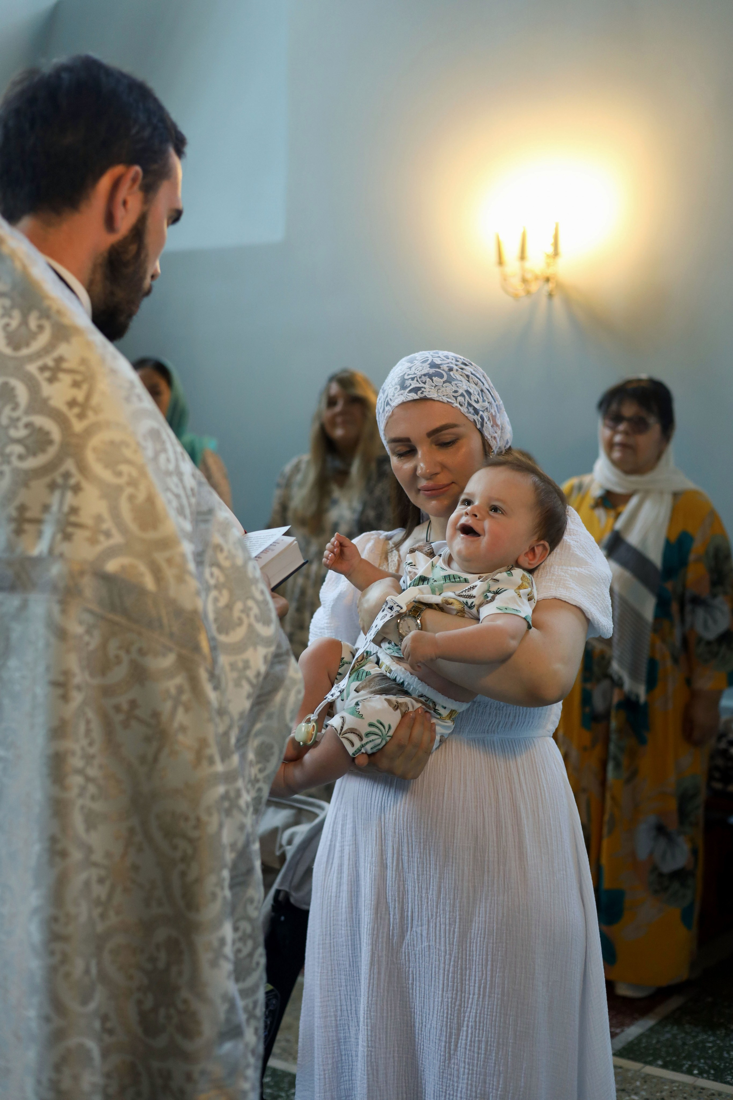Таинство крещения. Фотограф новорожденных Саратов