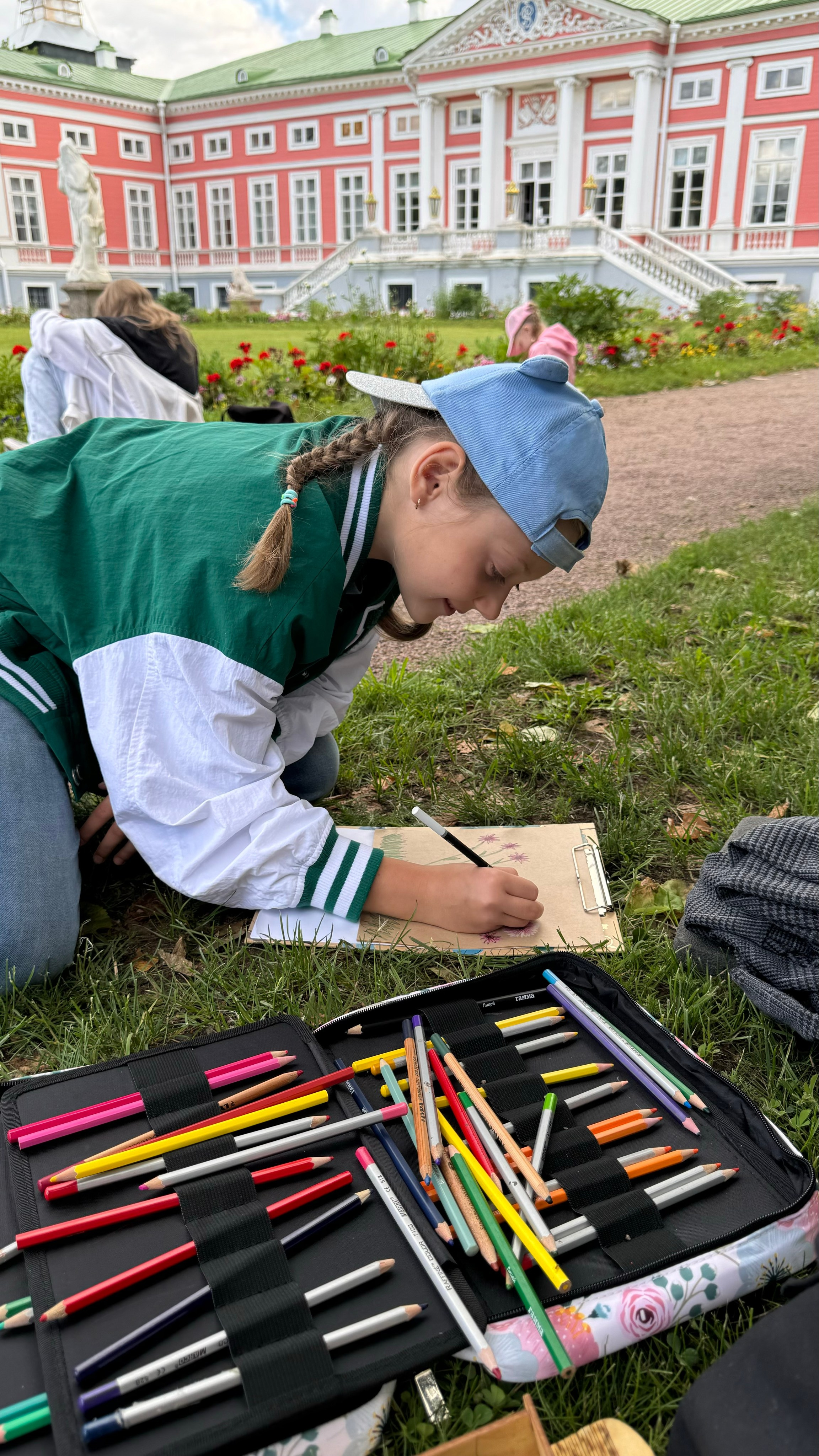 Приглашаем в арт-лагерь в Москве для детей!. Арт-вечеринки и мастер-классы в Москве для взрослых и детей